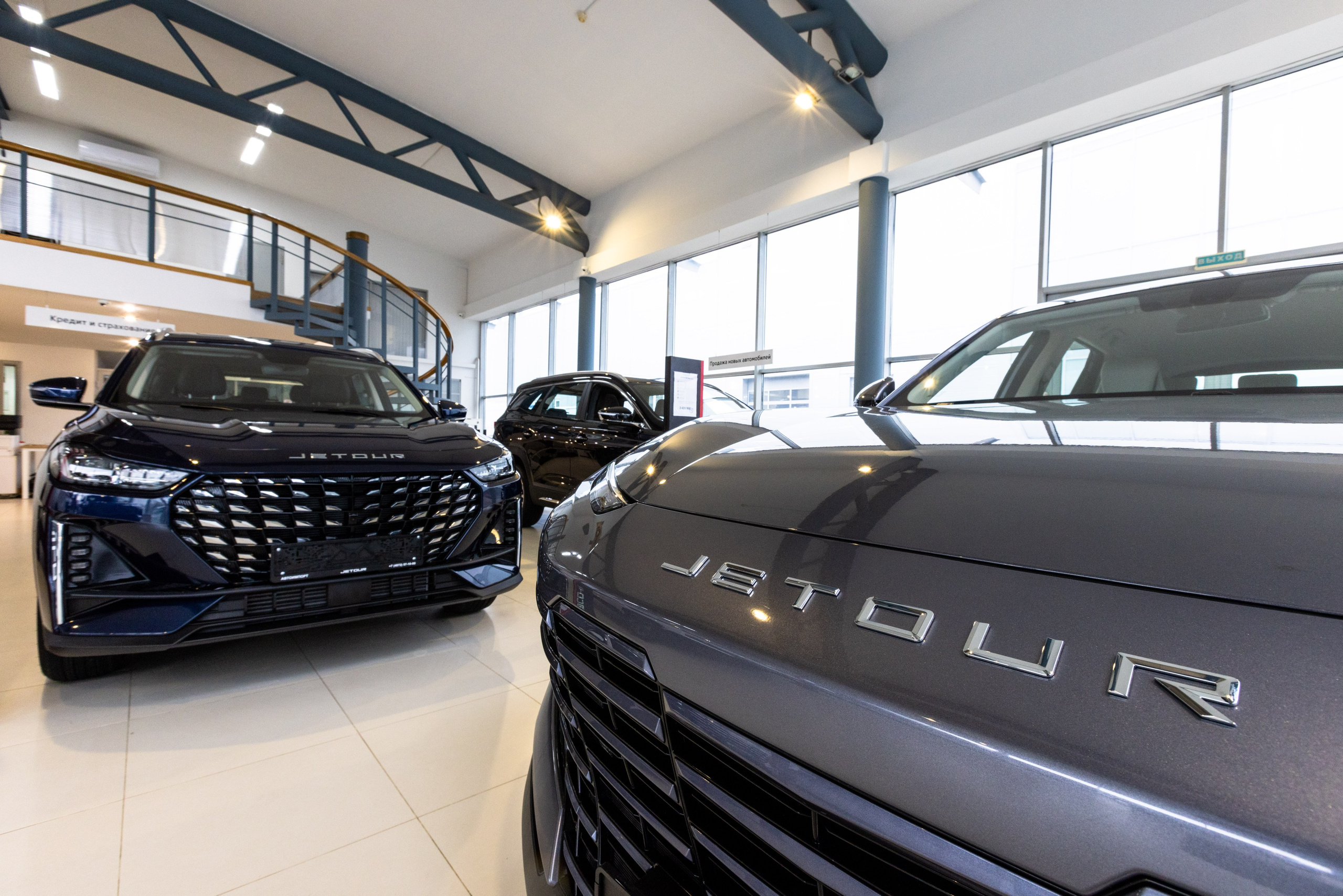 Автосалон Автоимпорт JETOUR. Фотограф в Туле Крупский АнДРей. Фотостудия «КАДР71» в Туле