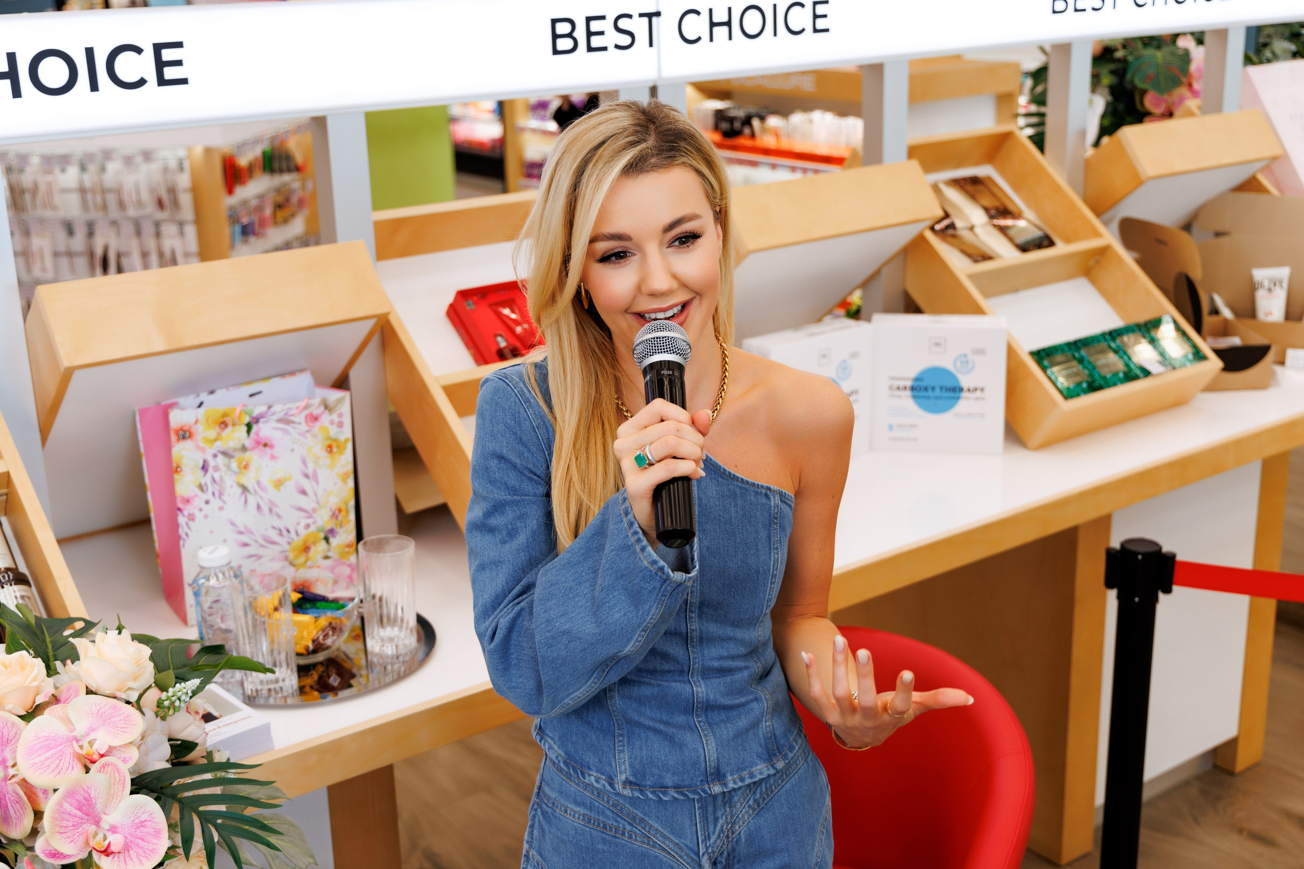 Юлианна Караулова в ETERNELLE 2024. Фотограф в Омске Валерия Крячко