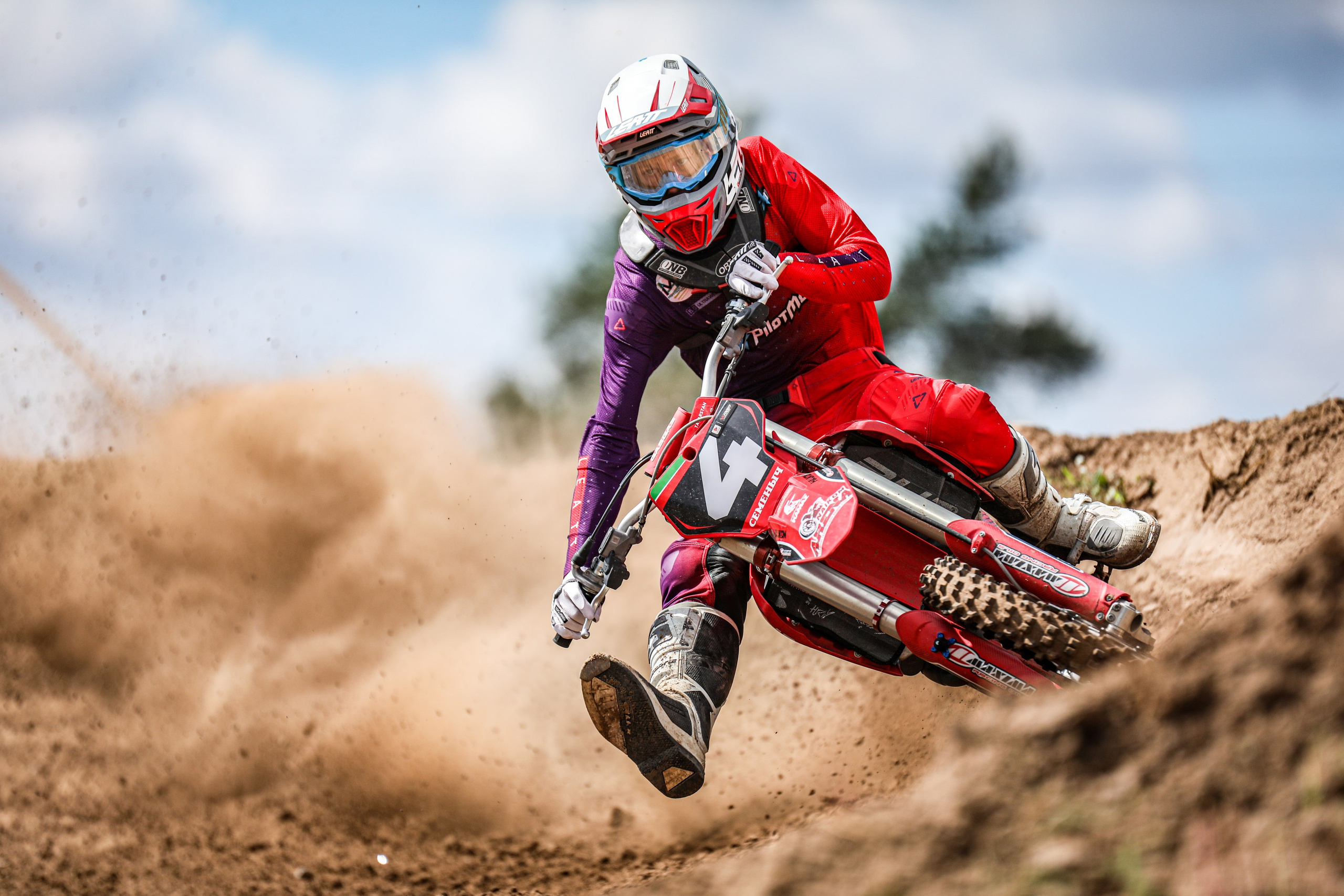 Мотоспорт. Спортивный фотограф в Сочи Красной поляне Сергей Канада