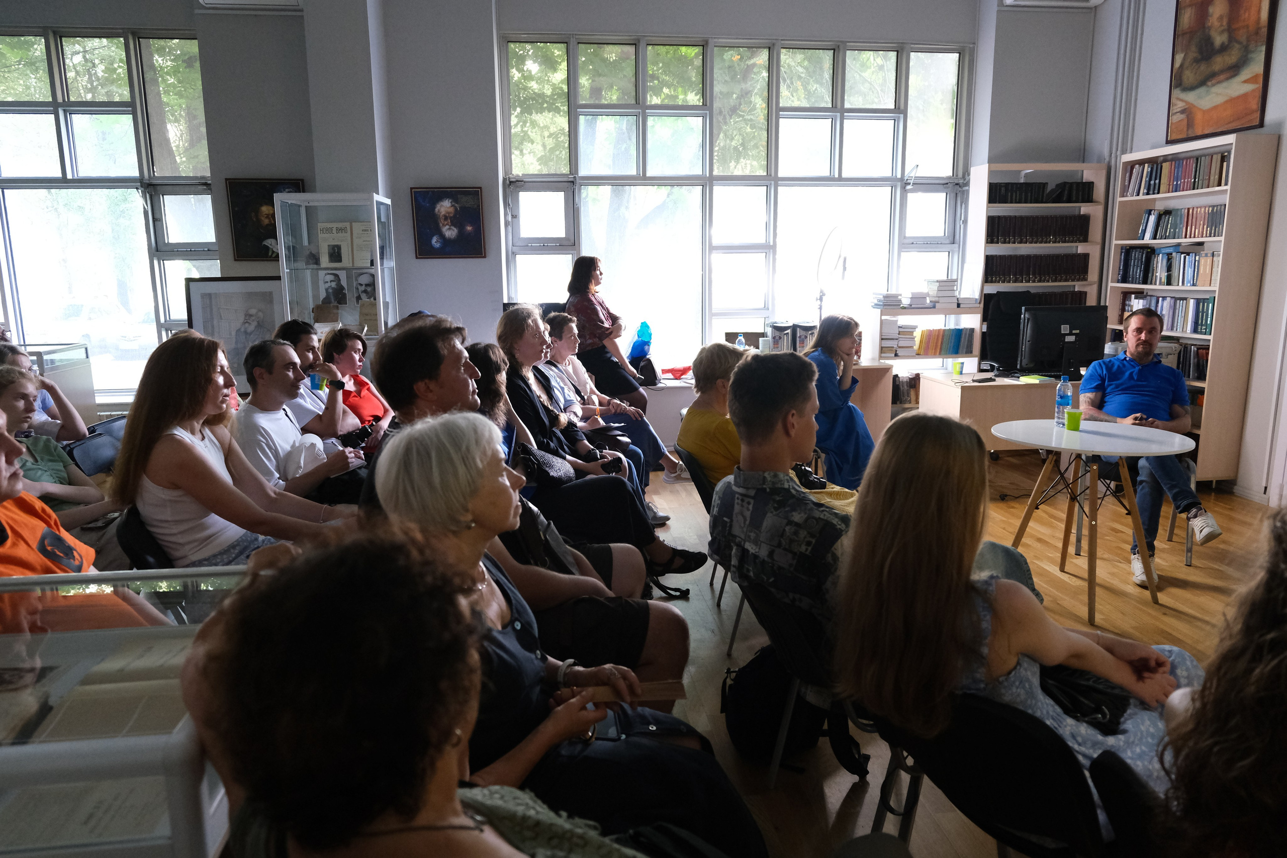 Синяя в Москве 05.07 — 20.08.25. Фотострелка