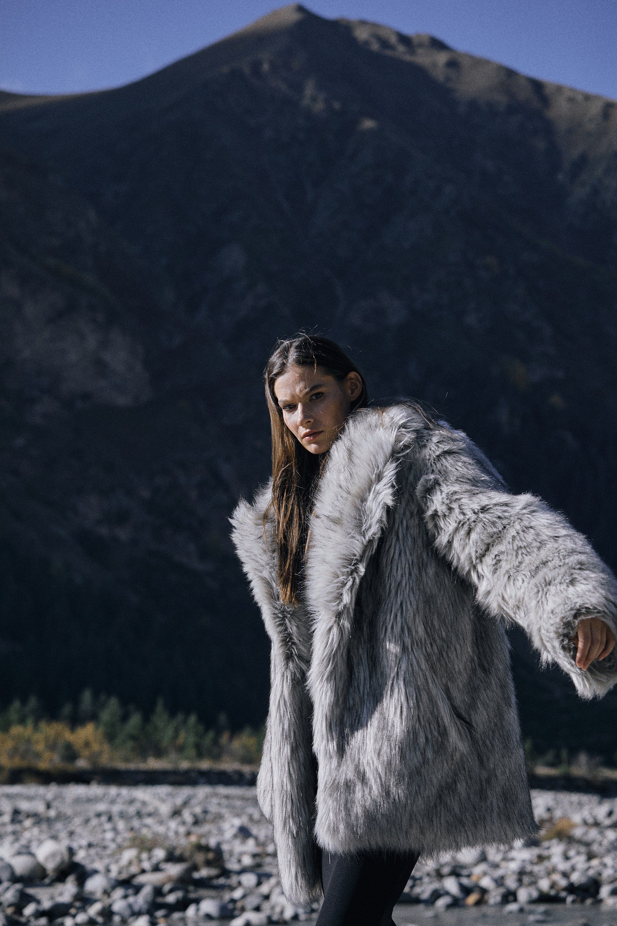 Fashion-продакшн — выездные съемки для брендов. Фотограф Продюсер в горах КБР / Москва  Нальчик Горы