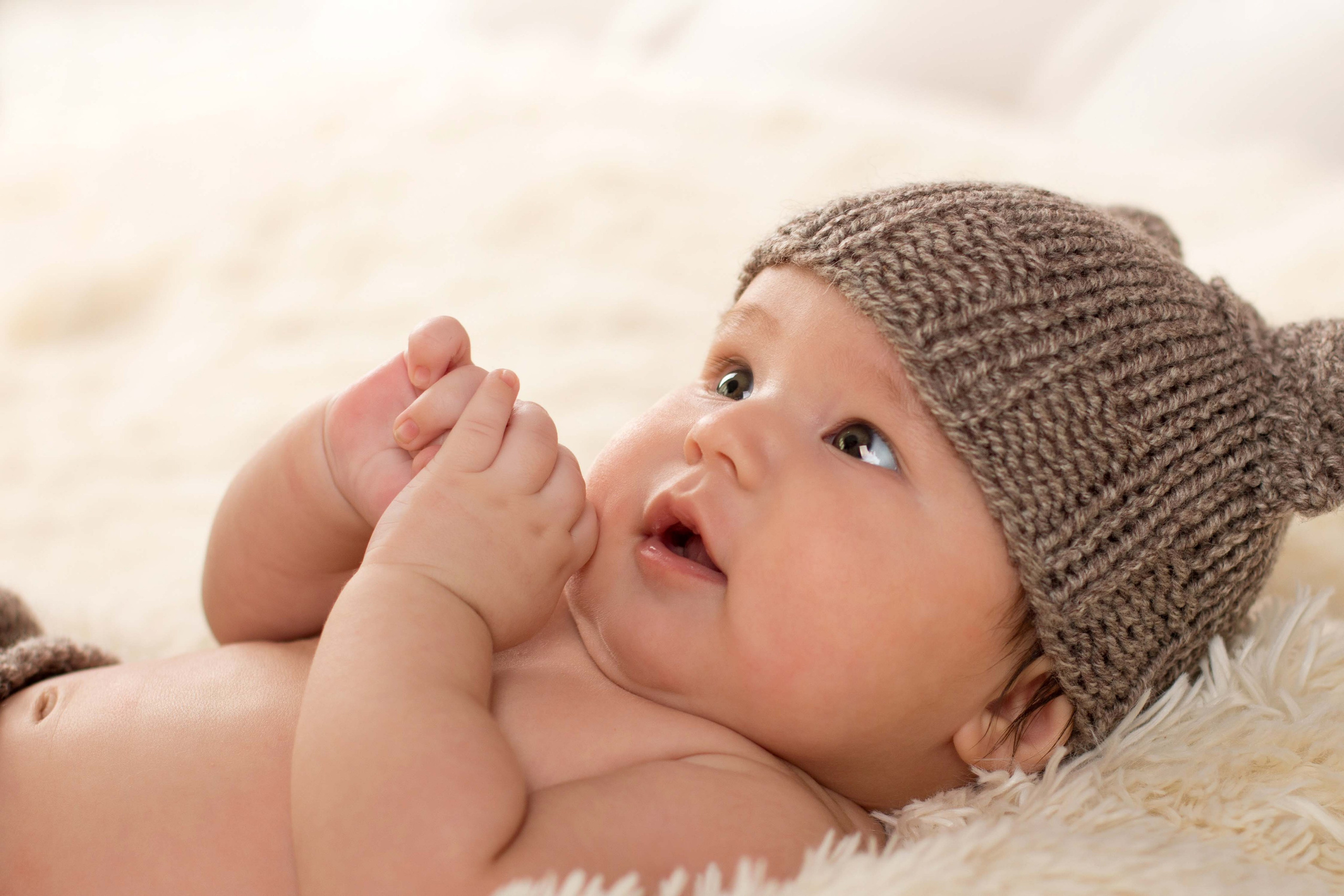 Новорожденные и младенцы. Фотостудия Алматы. Фотосъемка Алматы. Фотосессия Алматы. Фотокурсы. Обучение фотографии. Аренда студии