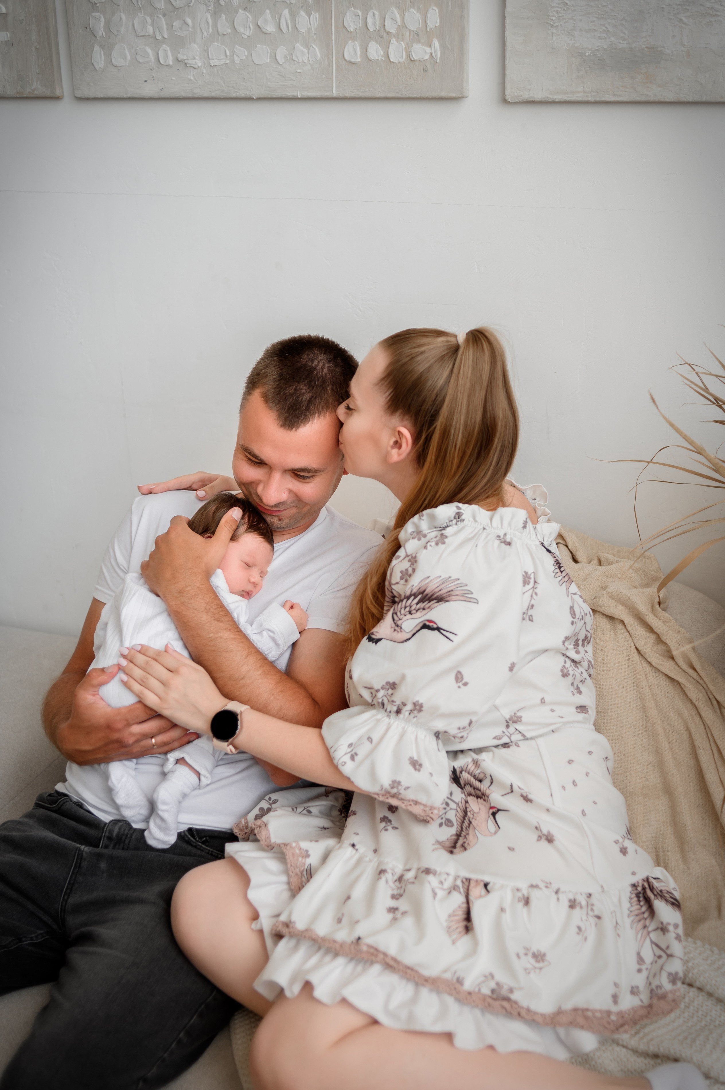 Lifestyle newborn. Фотограф новорождённых в Рязани, фотосъемка выписки из роддома, крещен