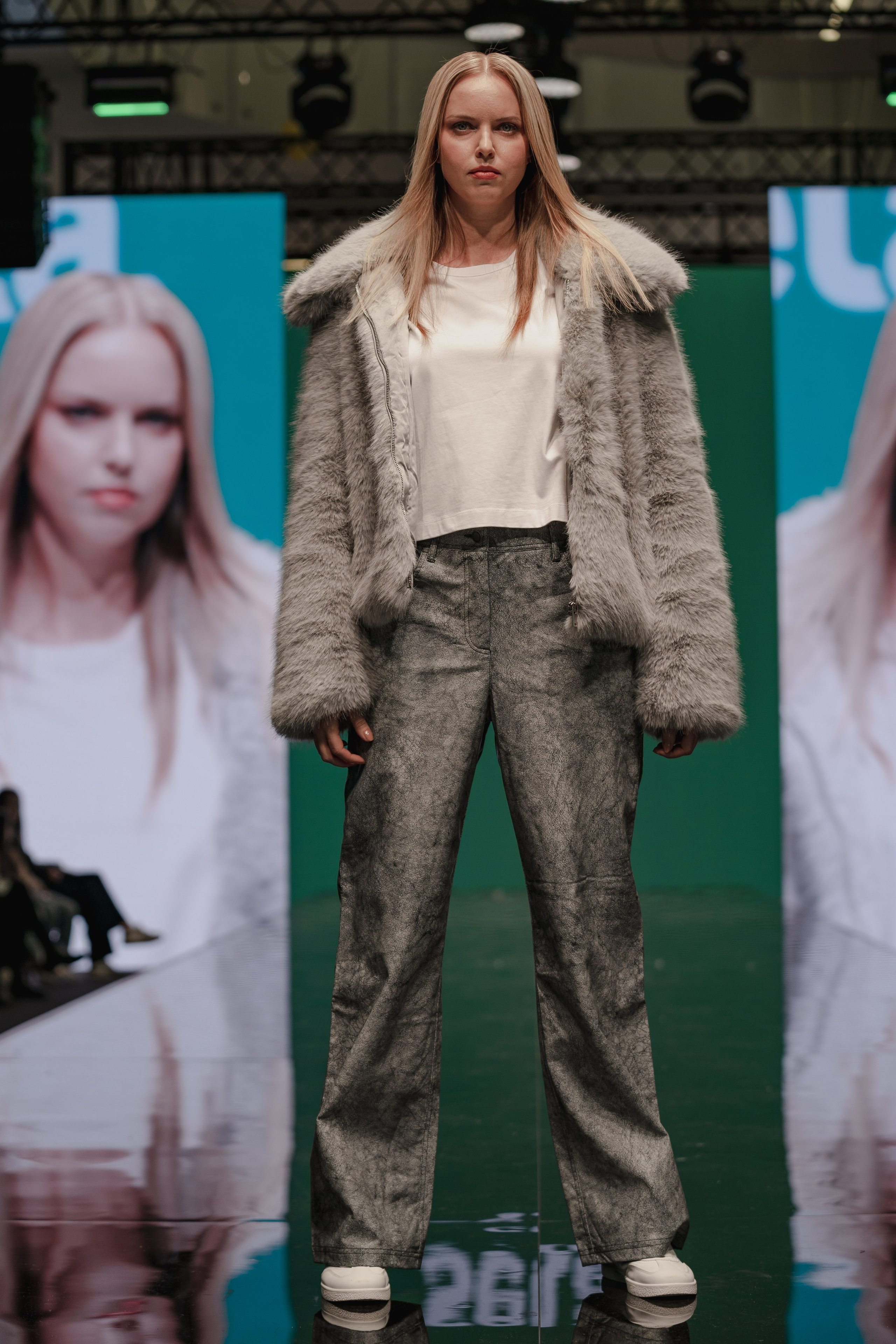 Fashion show SELA. Фэшн-фотограф в Санкт-Петербурге Дарья Семиколенных