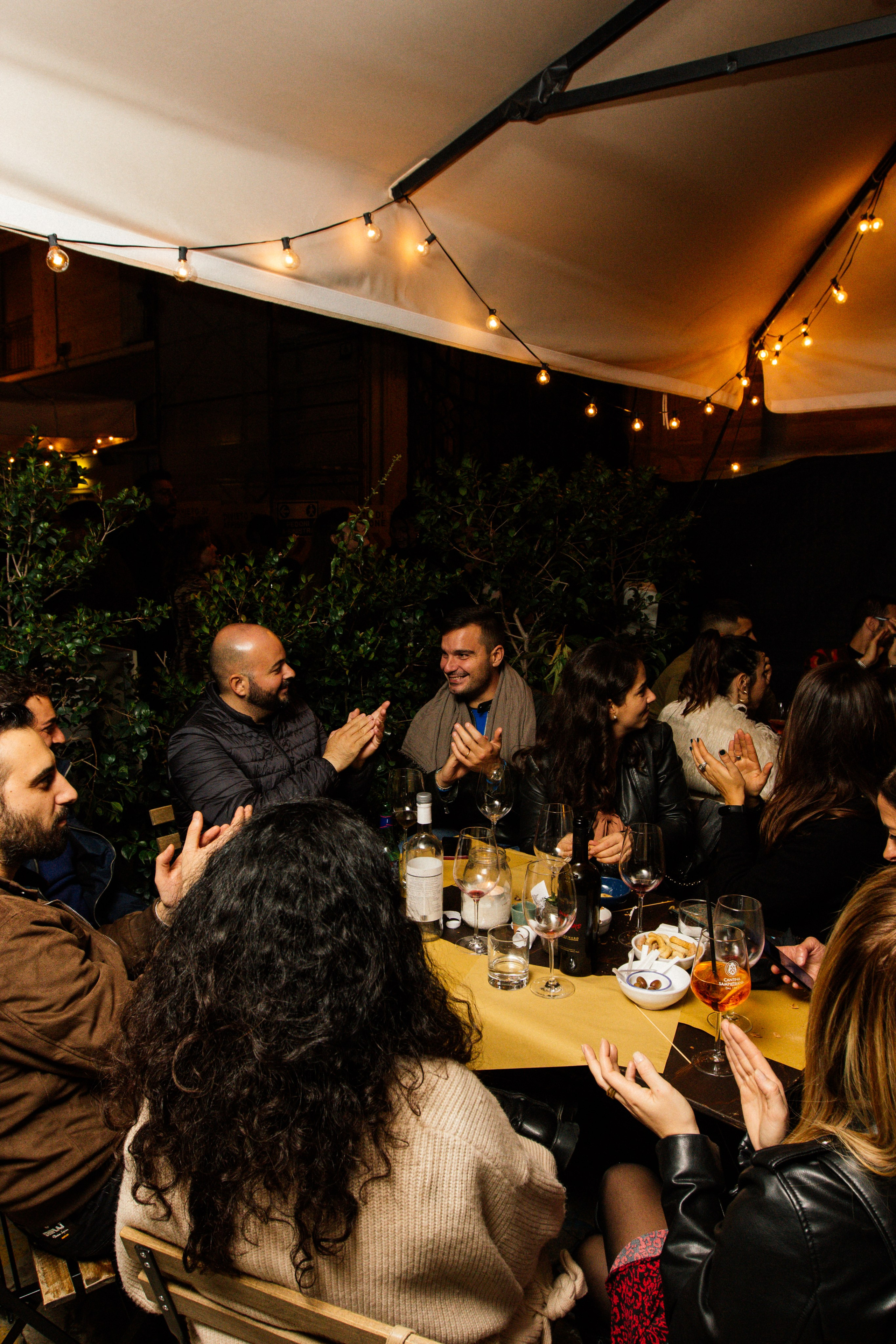 Концерт в баре (Италия). Репортажный фотограф в Санкт-Петербурге. Фотограф на мероприятие в СПБ