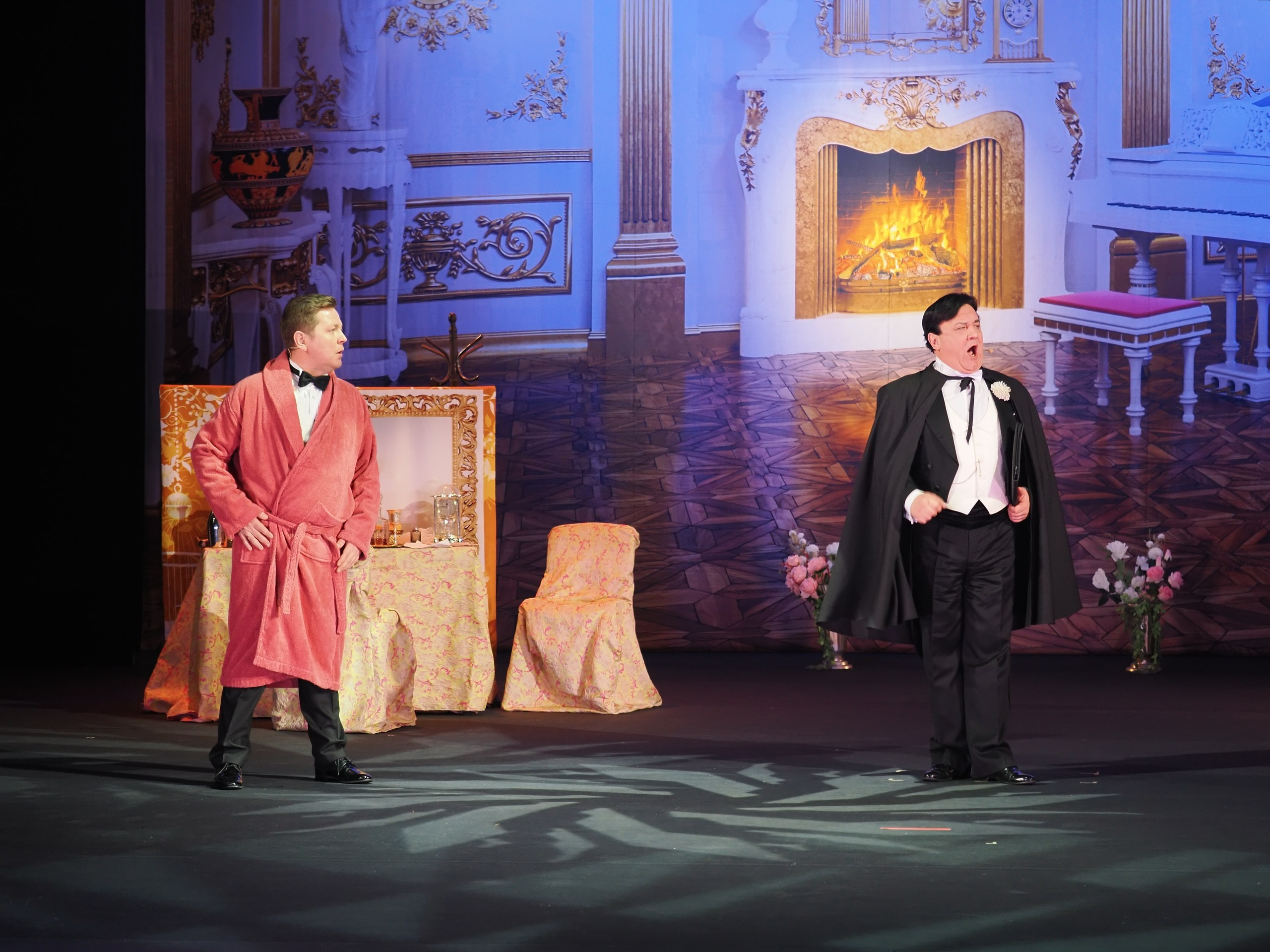 «БУФФ-ПАРАДИЗ» Летучая мышь (в Нск). Портретный и спортивный фотограф в Новосибирске и Твери Кононов Алексей