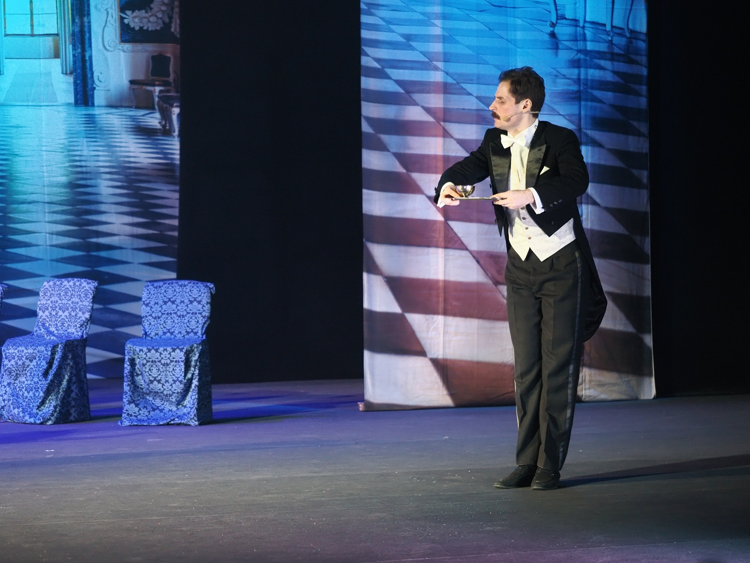 «БУФФ-ПАРАДИЗ» Летучая мышь (в Нск). Портретный и спортивный фотограф в Новосибирске и Твери Кононов Алексей