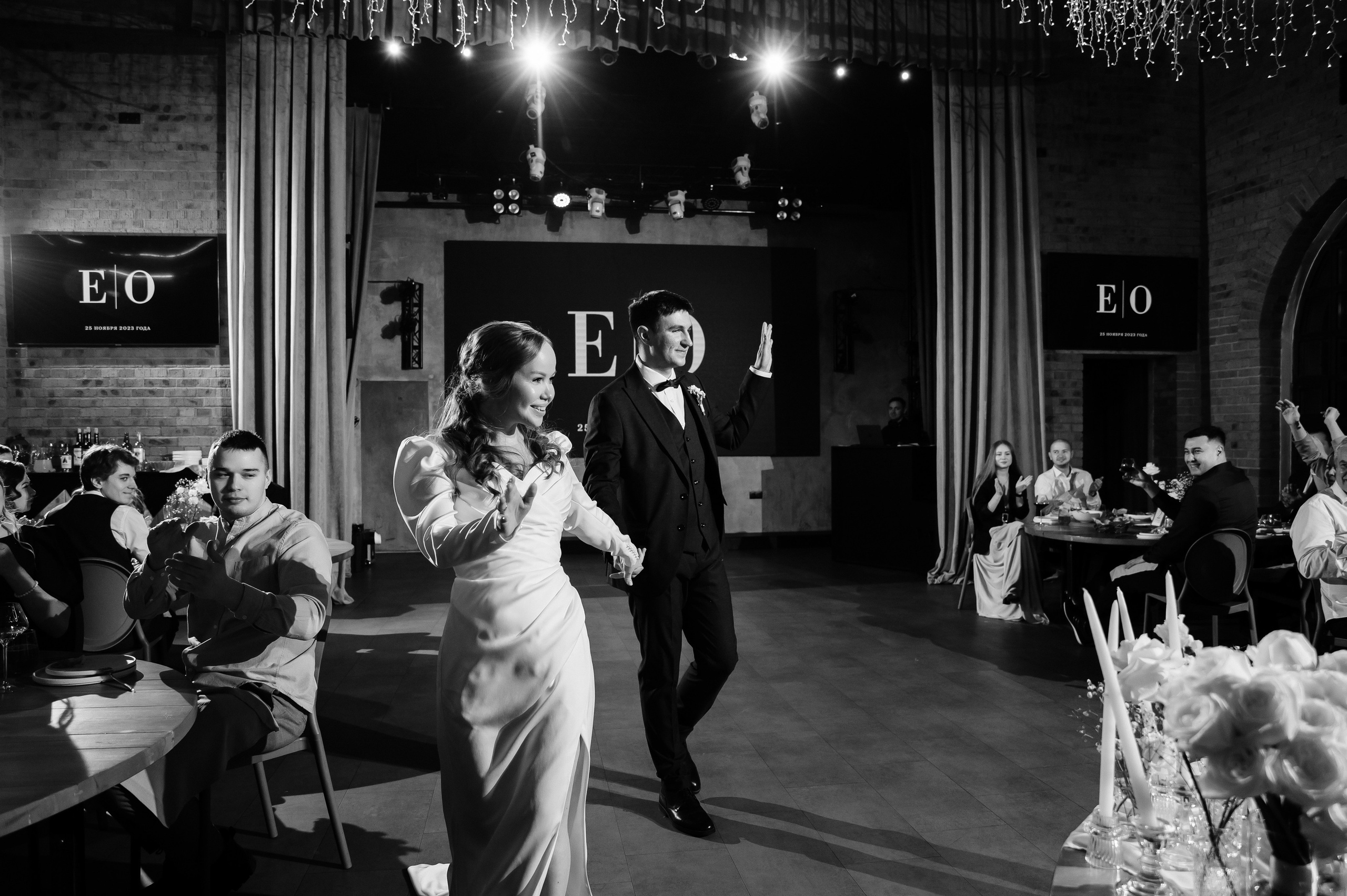 свадебная церемония красноярск, свадьба красноярск, координатор красноярск, свадебная арка красноярск, обмен кольцами, свадьба красноярск, свадебный организатор красноярск, организатор красноярск, организатор свадьбы красноярск, свадьба под ключ красноярск, выездной регистратор красноярск, оформление свадьбы красноярск, утро невесты, утро невесты красноярск, невеста красноярск, сборы невесты, свадебный распорядитель, помощник на свадьбу, идеи для свадьбы, лавстори красноярск, букет невесты красноярск, образ невесты красноярск, костюм жениха красноярск, платье невесты красноярск, фотограф красноярск, свадебное платье красноярск, свадебный торт красноярск, ресторан красноярск, свадебный танец красноярск, свадебное агентство Инсайт, свадебное агентство Инсайт Красноярск, свадебное агентство Insight, свадебное агентство Insight Красноярск, свадьба в стиле игры престолов, свадьба в стиле игры престолов красноярск, зимняя свадьба, зимняяя свадьба красноярск, свадьба в белом замке красноярск, белый замок шамони, свадьба в шамони красноярск, свадебная церемония в замке