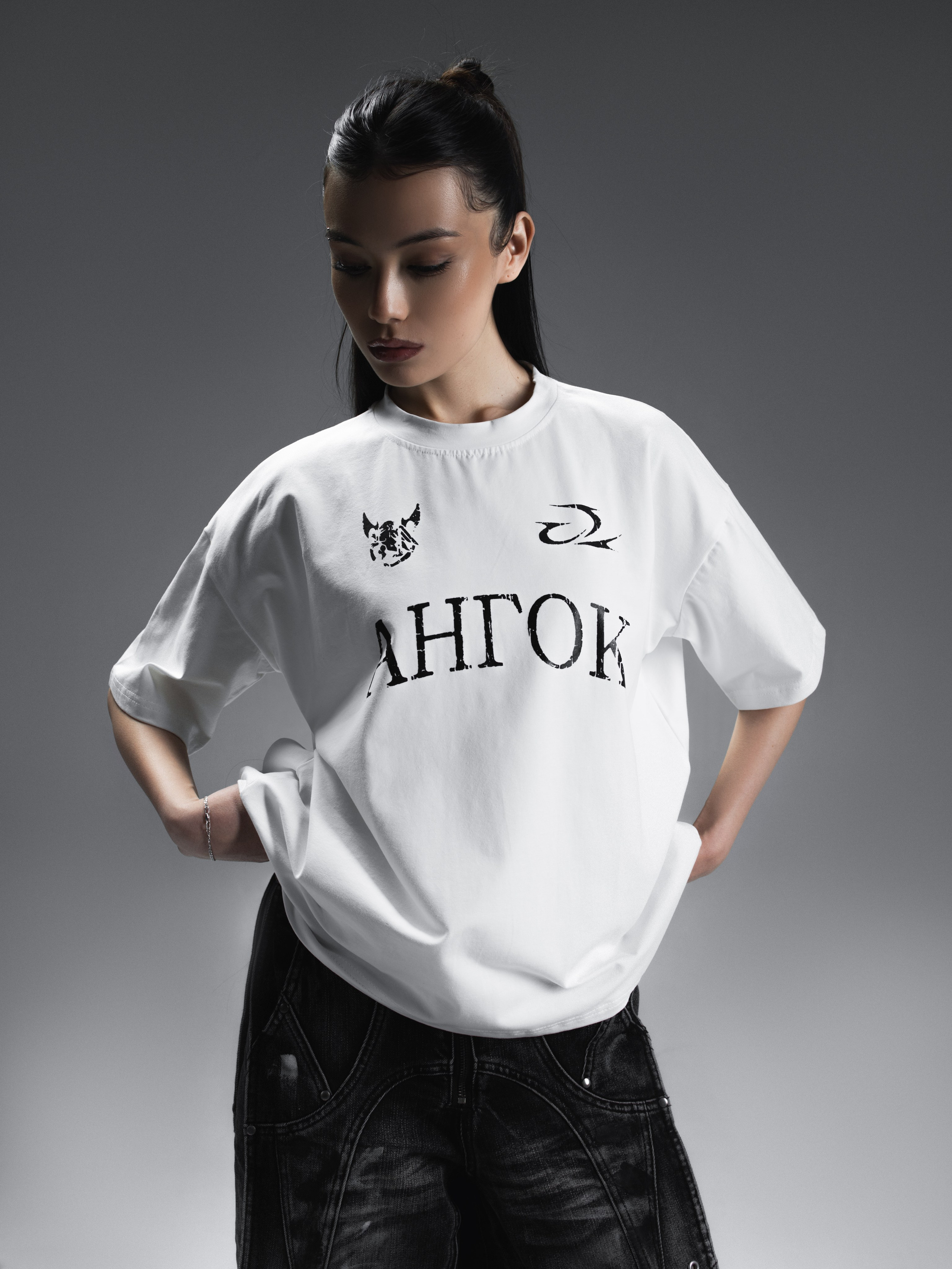 КАТАЛОГ | серый фон. RUNA production — стильные съемки для брендов