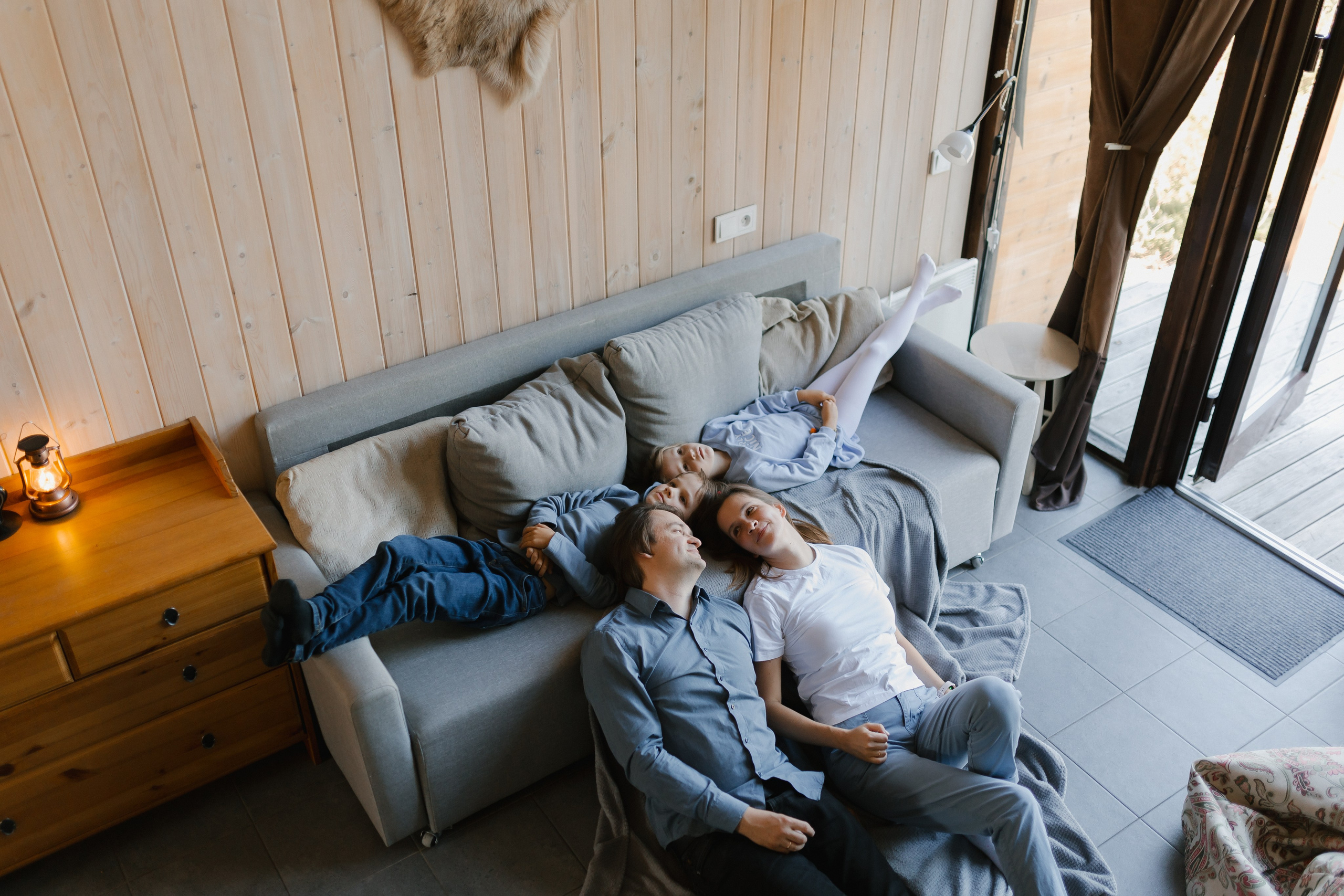 Семейная фотосессия в домике. Фотограф и видеограф в Мурманске, Москве Екатерина Нечаева