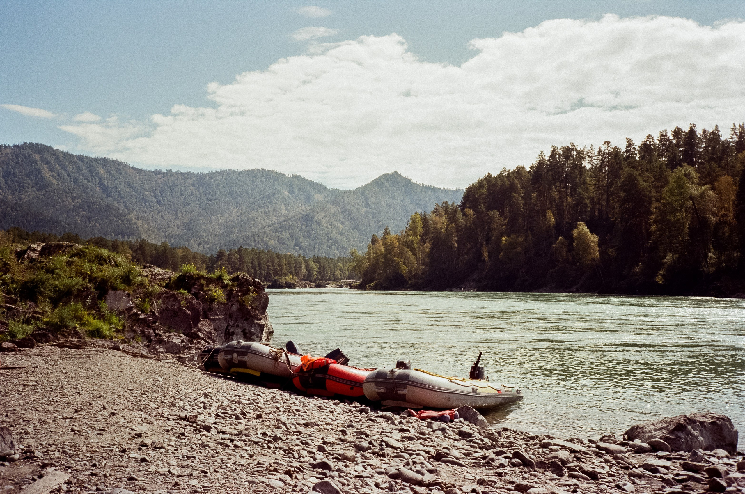 Голубая Катунь и осенний Патмос. Фотограф-документалист Мария Осокина