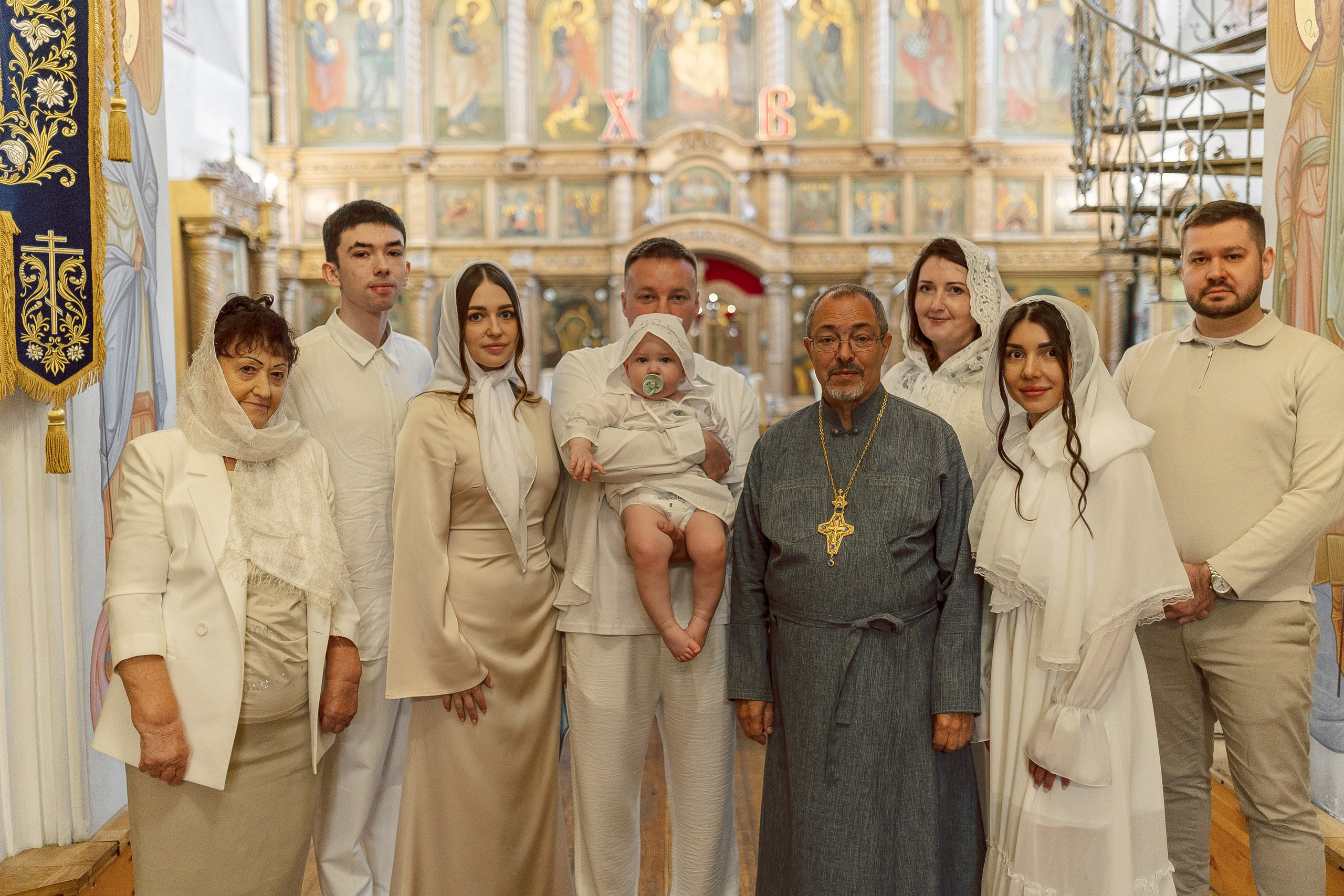 Храм Казанской Иконы Божией Матери. Семейный фотограф в Москве Анна Пожарская