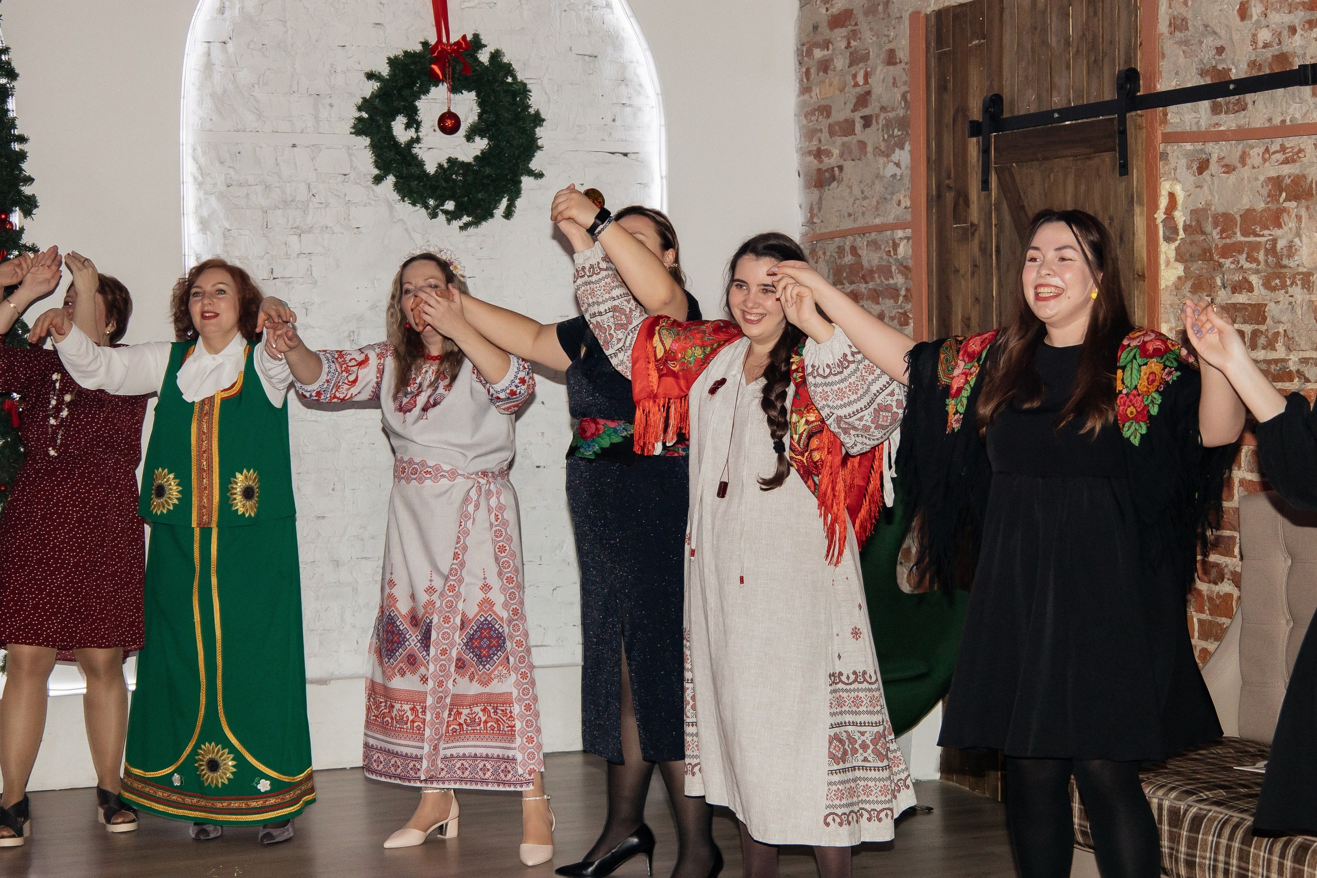 ЛогоЁлка2025. Семейный фотограф в Рязани и Рязанской области