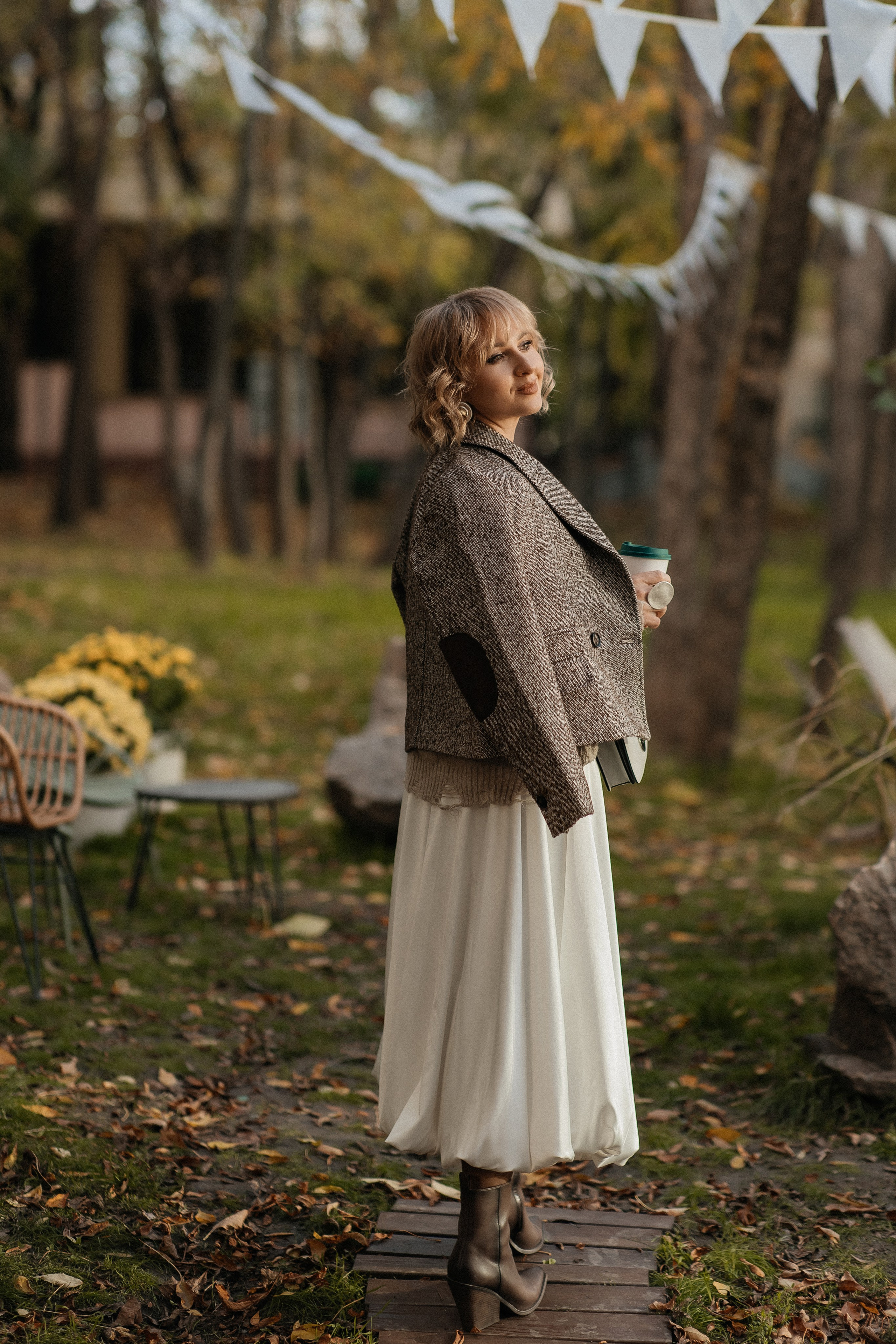 Маша и осень