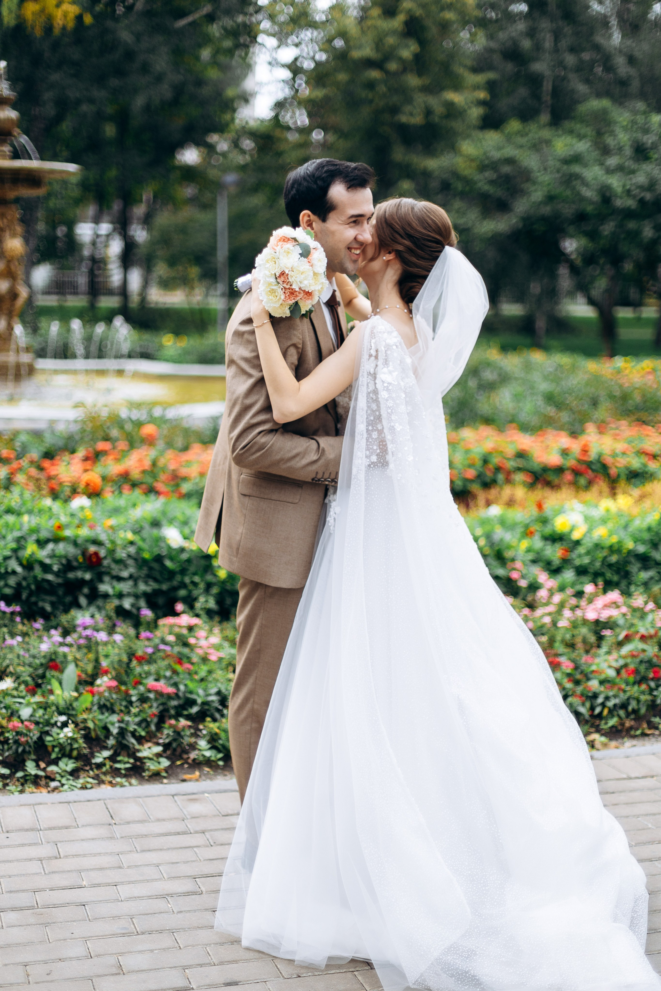 фотограф на свадьбу Казань, свадебная фотосессия на природе, свадебный венок на голову 