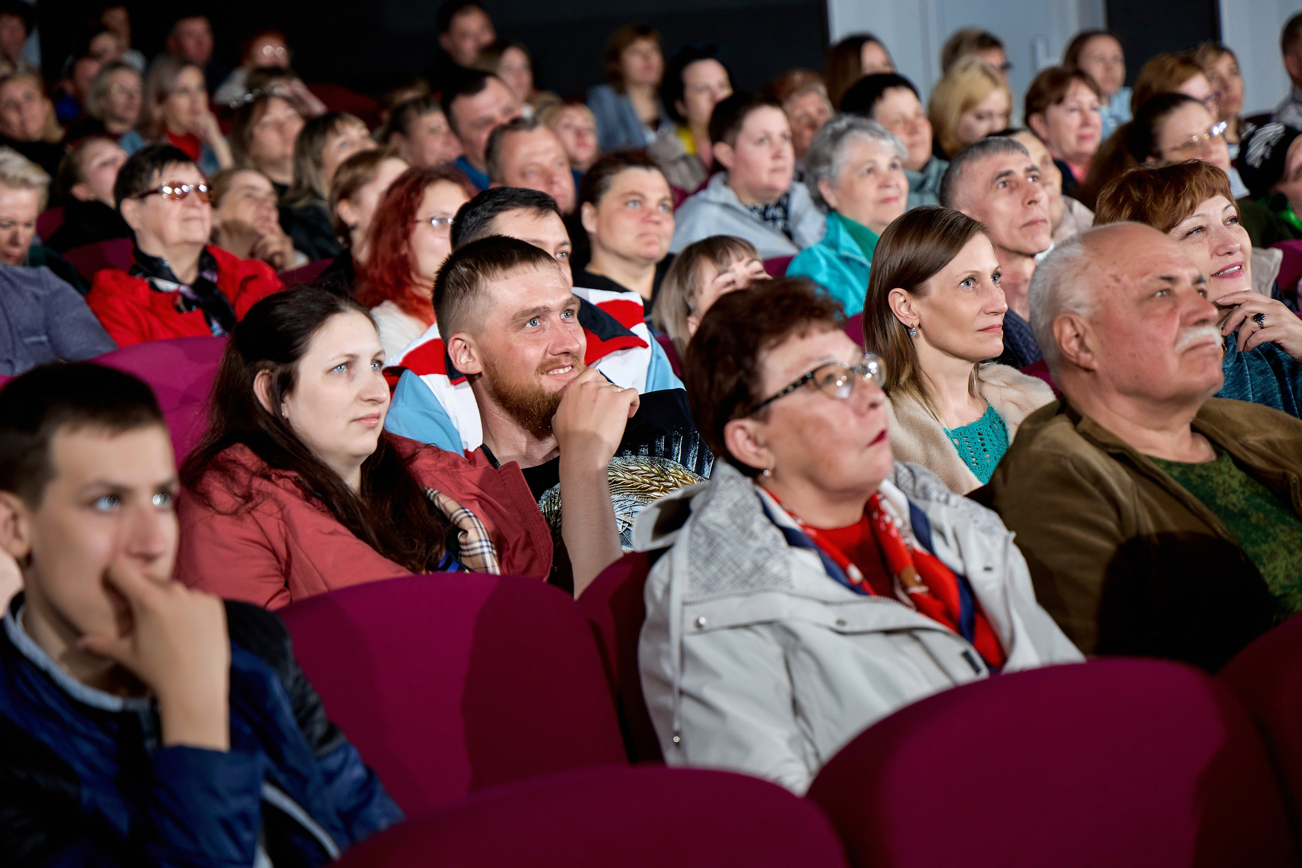 Кинопоказ, дима красилов, киностудия горького. Свадебный репортажный и фуд фотограф в Барнауле Гайфулин Виталий