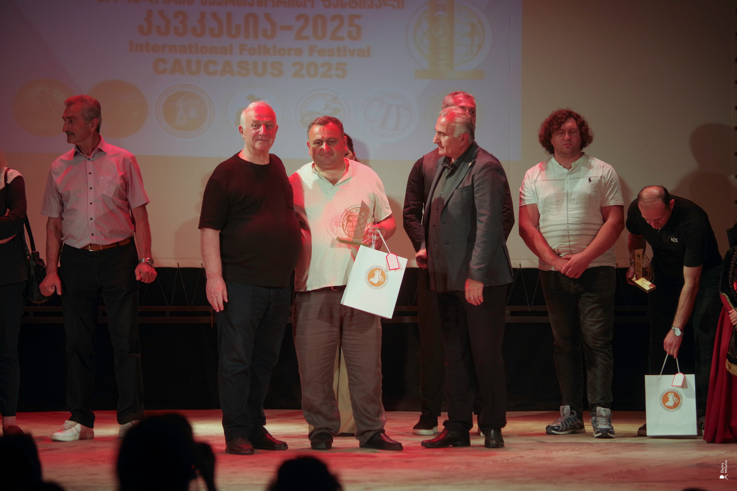 Танцы в прекрасном Они. Портретный фотограф Денис Милютин