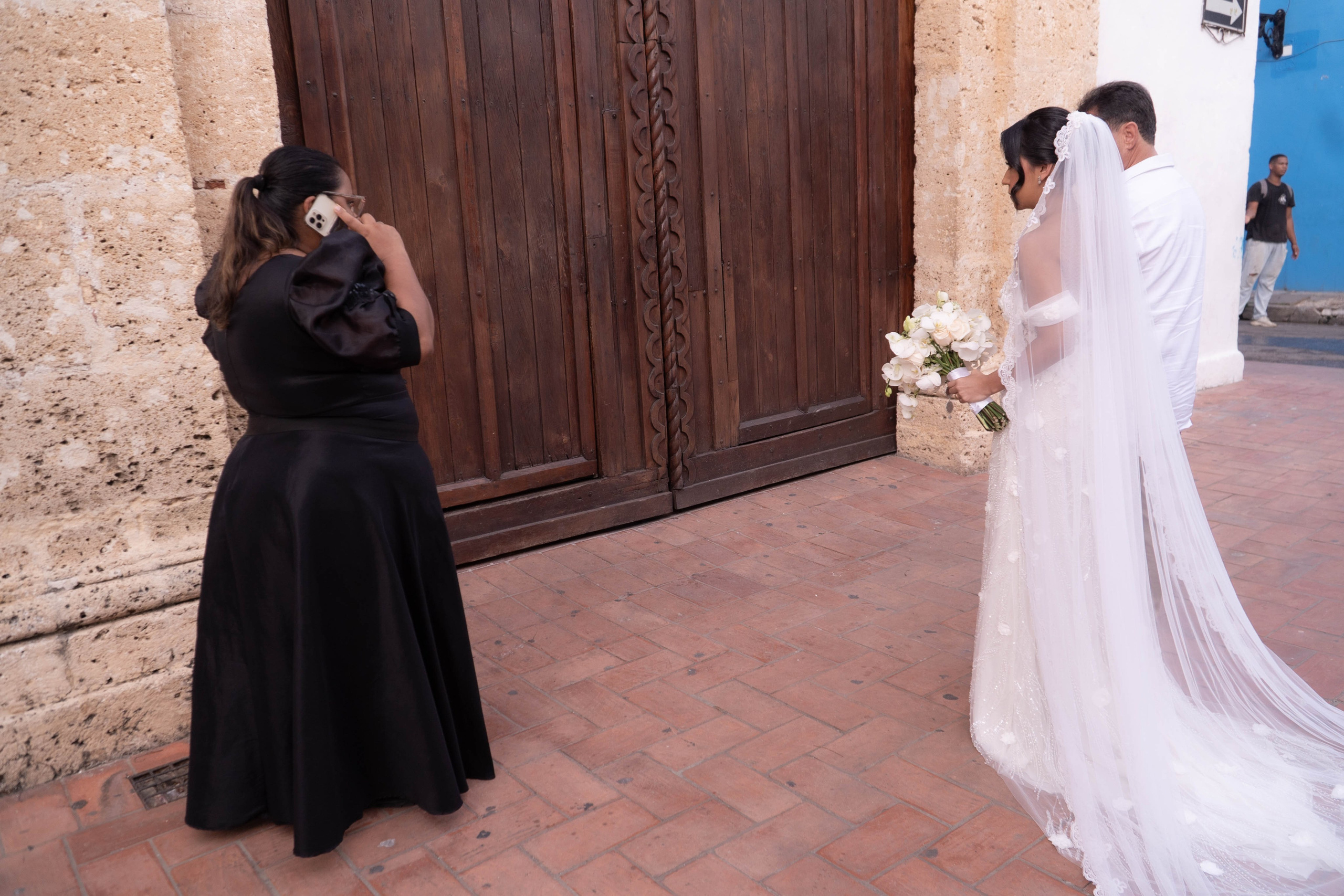 Catalina and Romain. Wedding Photographer in Barcelona and Medellin