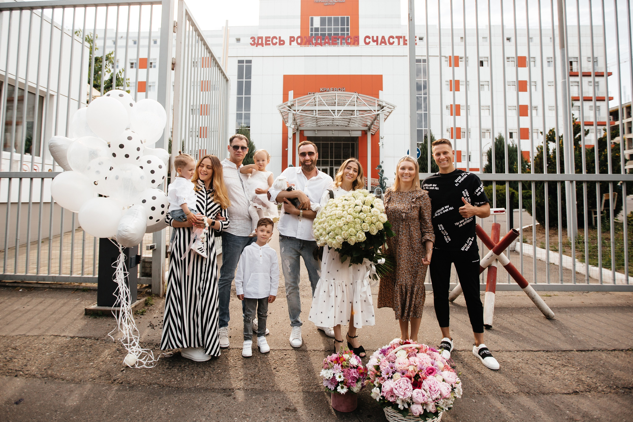 Выписка из роддома. Семейный фотограф в Краснодаре Нина Курнявко