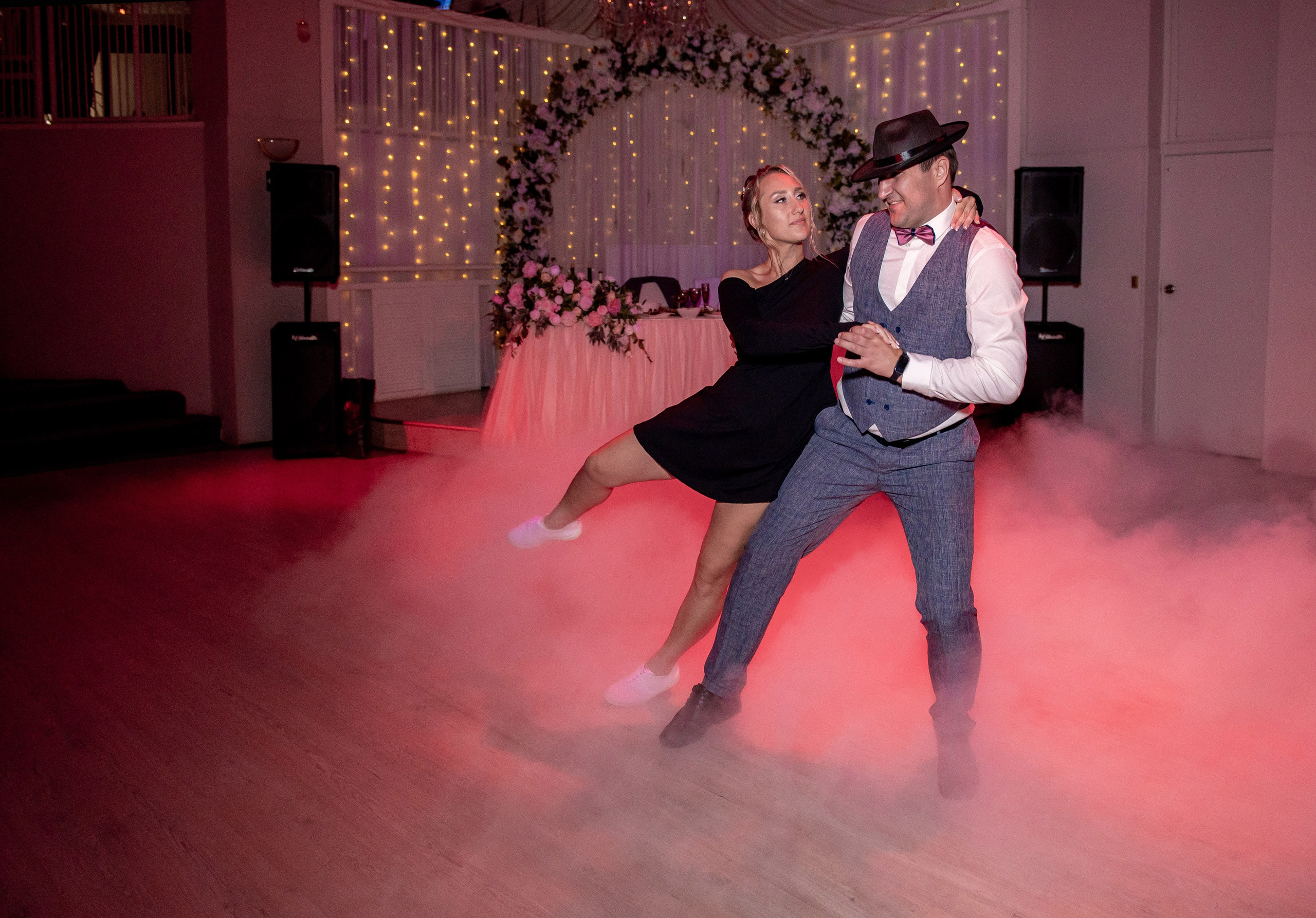 Анастасия и Игорь (фотосессия во Втором Дворце Бракосочетания, Польский сад, здание городской Ратуши). Портретный, семейный и свадебный фотограф в Санкт-Петербурге и в Пушкине Ширяев Денис