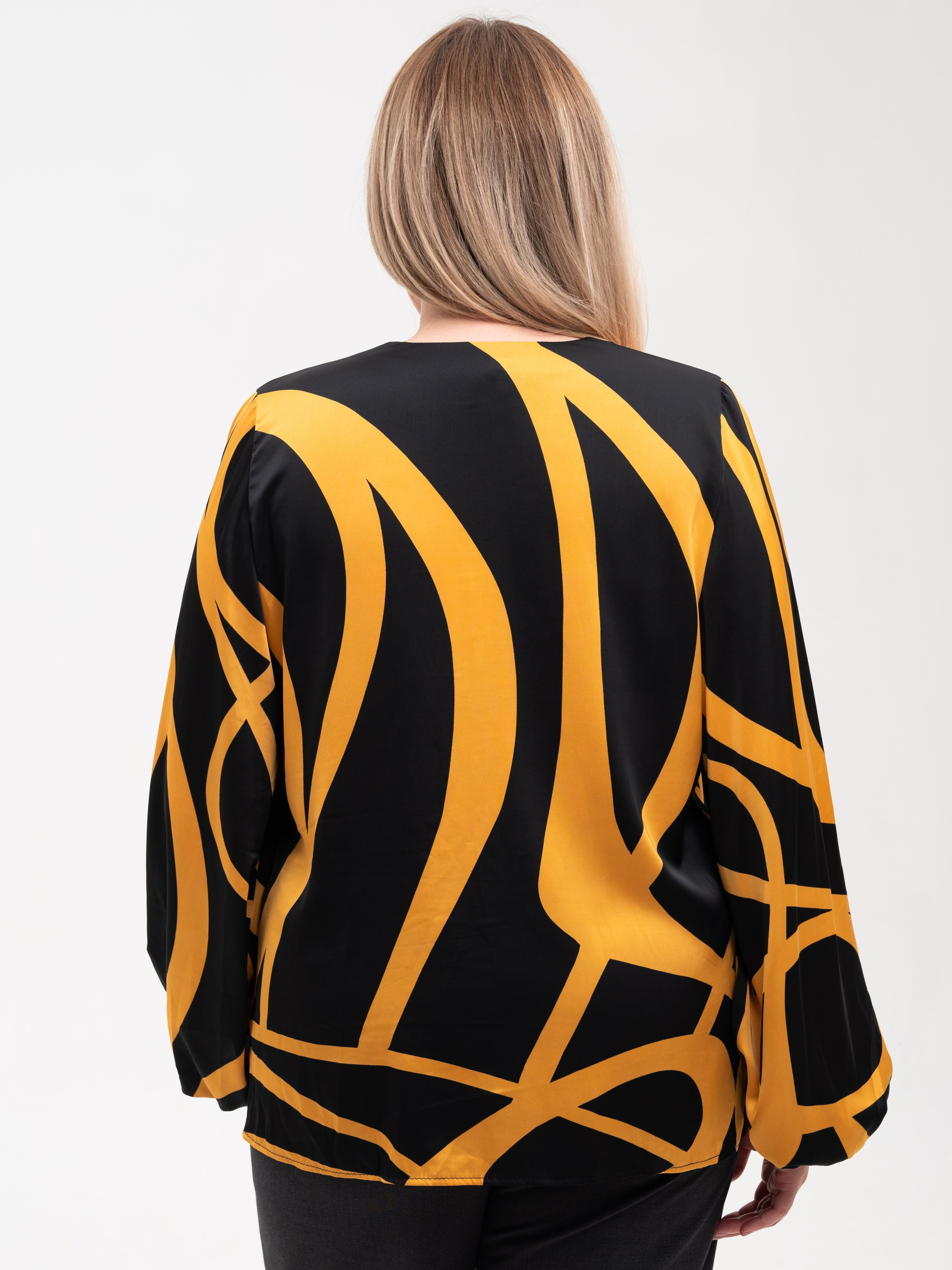 Одежда разноразмерная. Предметный фотограф, фото для маркетплейсов Пятигорск, КМВ