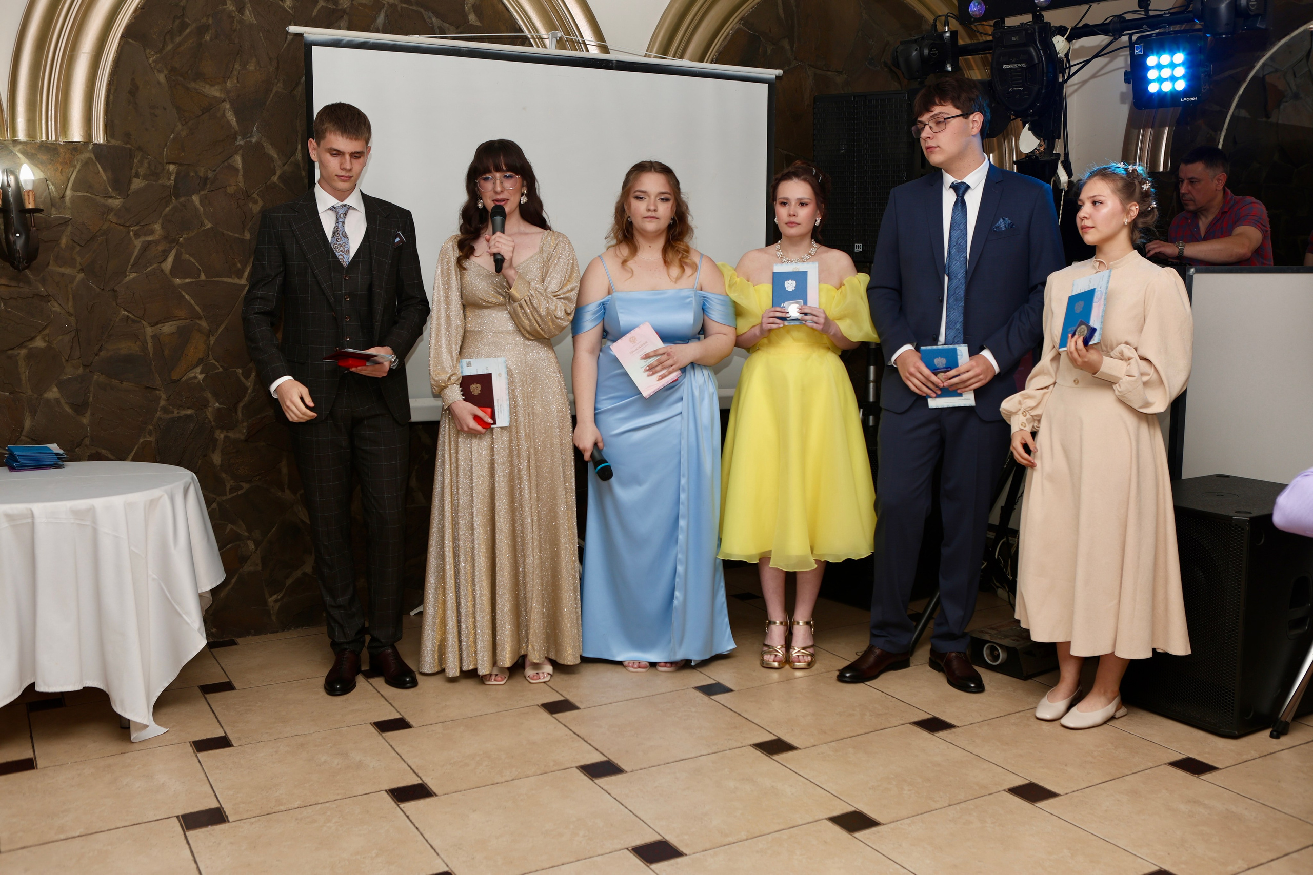 Школьный выпускной. Фотограф в Курске Смирнов Евгений