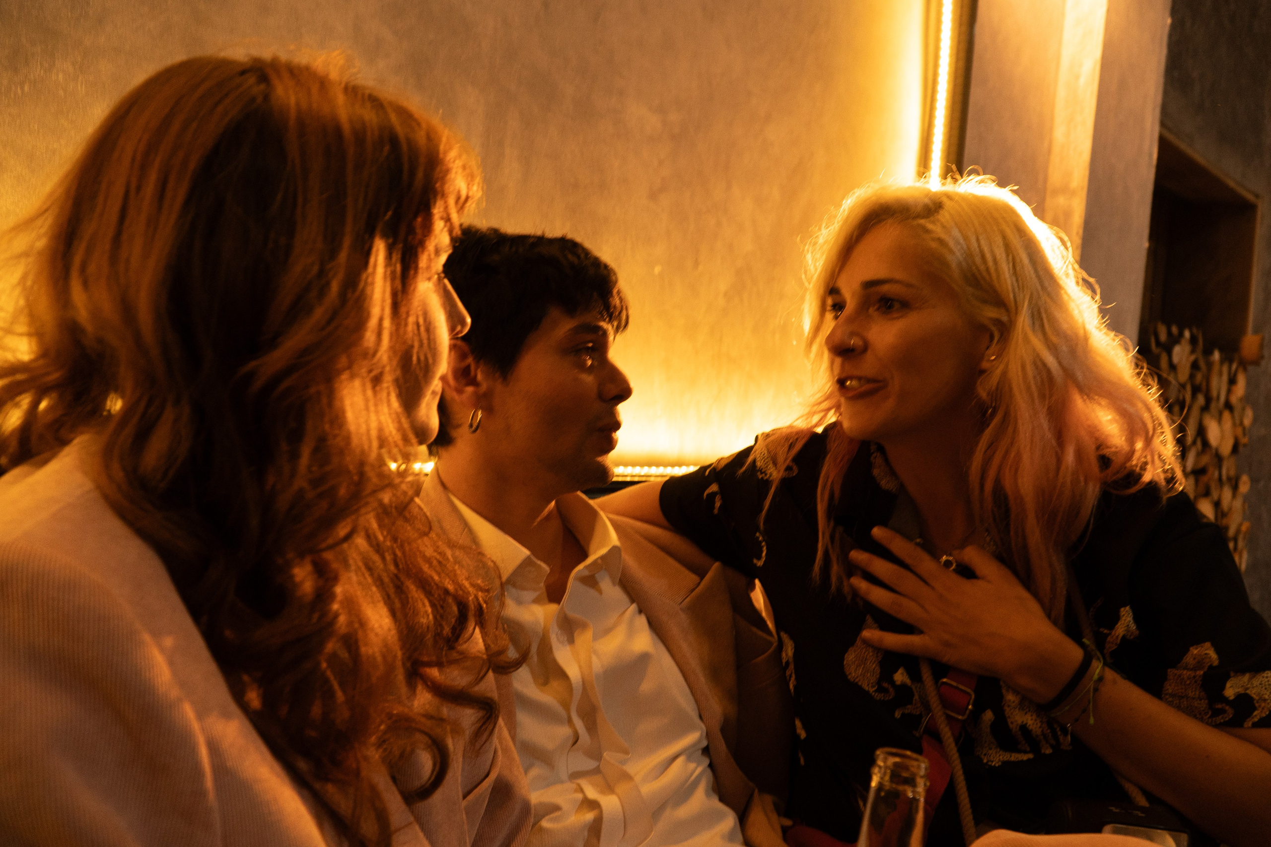 «The kitchen». Wedding Photographer in Barcelona and Medellin