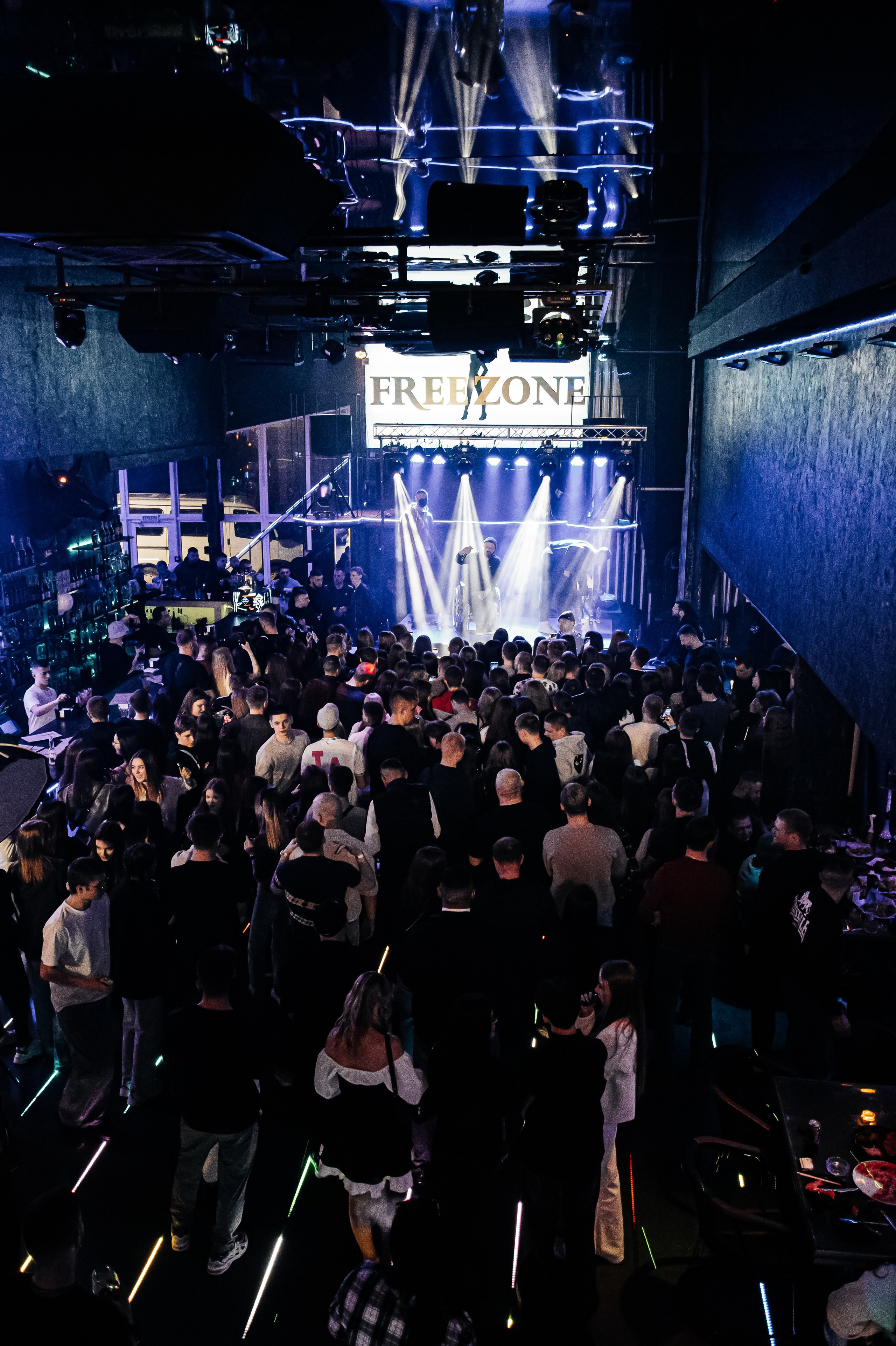 FreeZone night Club. Ларина Иванна фотограф в Донецке