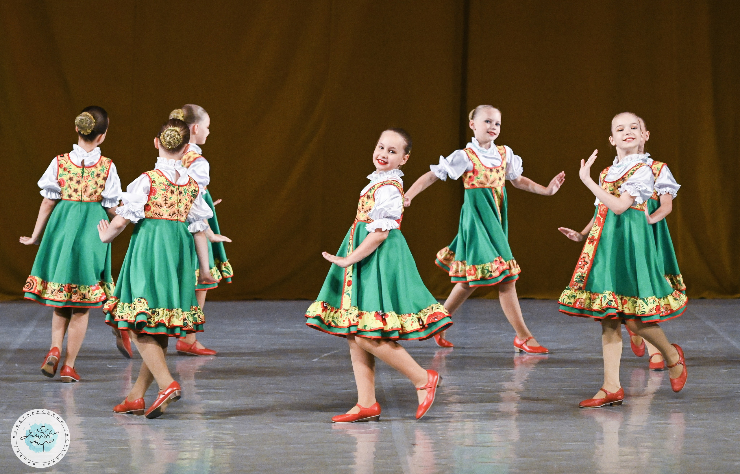 08.07.2025 «Улыбки Мира» Финал Международного творческого проекта г. Санкт-Петербург. Медиастудия Фото Концепт