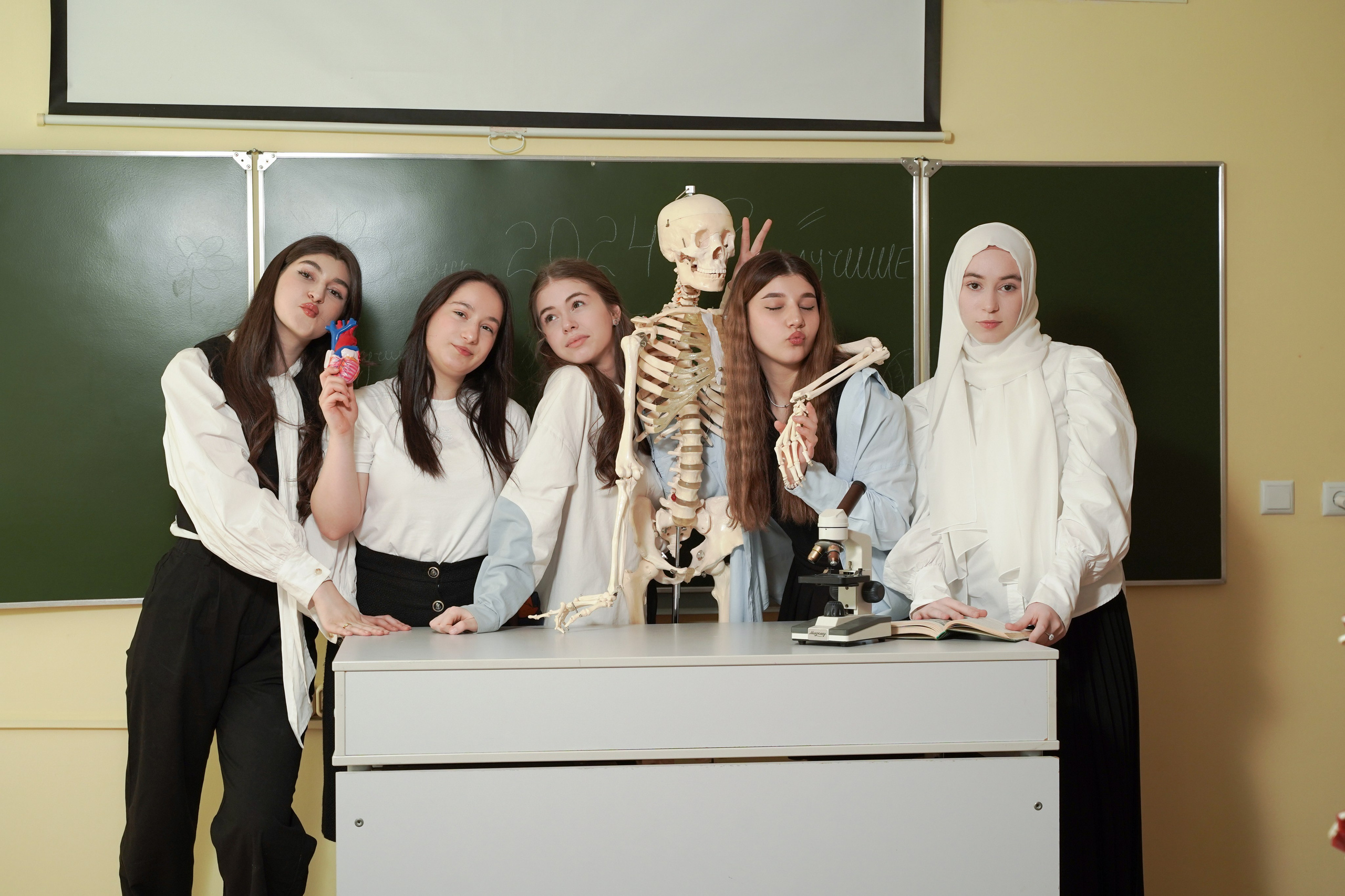 Школьные фотосессии. Амина Абасова — индивидуальный фотограф в Махачкале, Дагестан