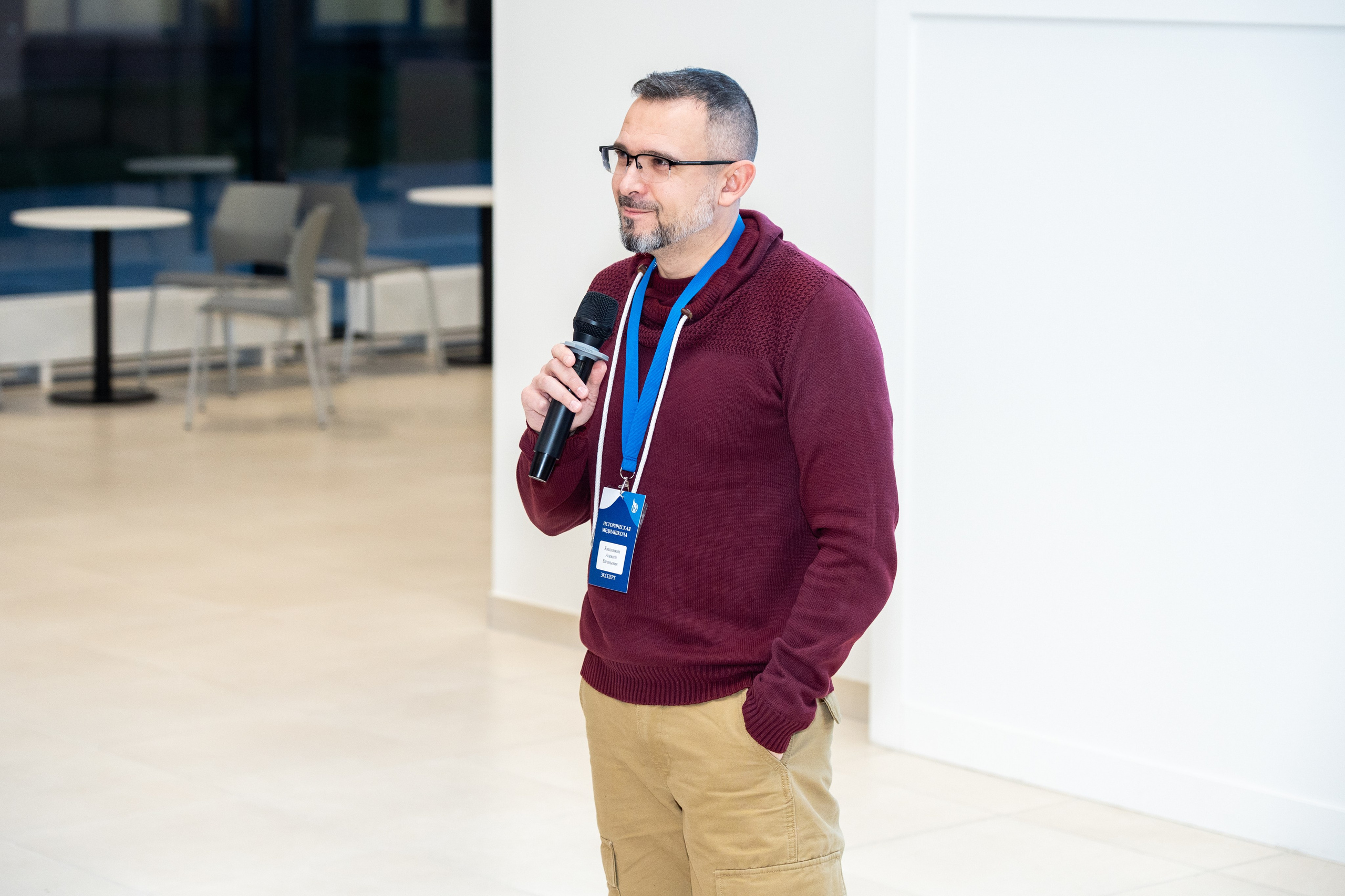 Историческая медиашкола 2025 в Калининграде. Репортажный фотограф в Москве Легкая Софья