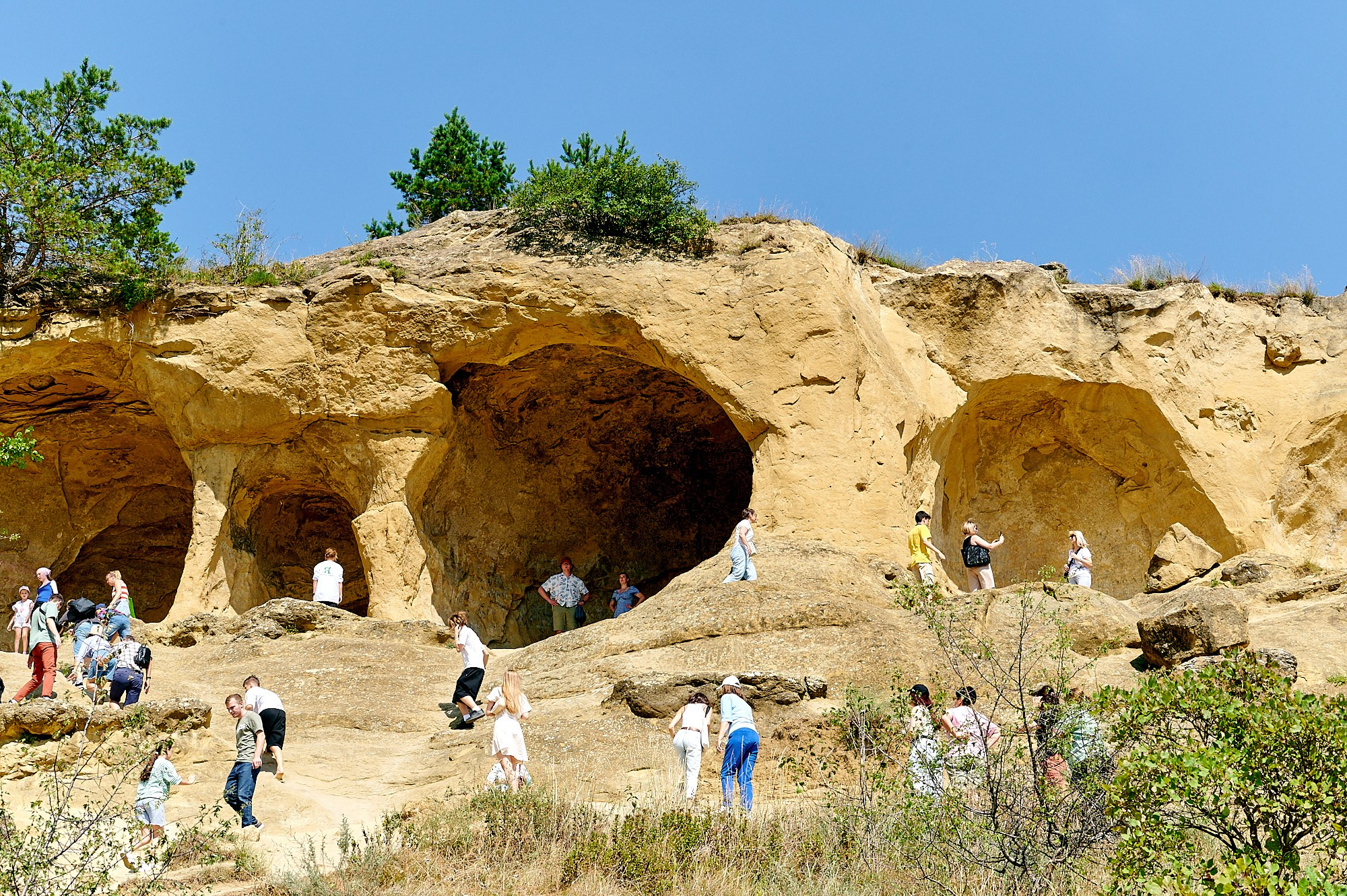 Кисловодск, Россия. Август 2024. Фотографии отовсюду и обо всем