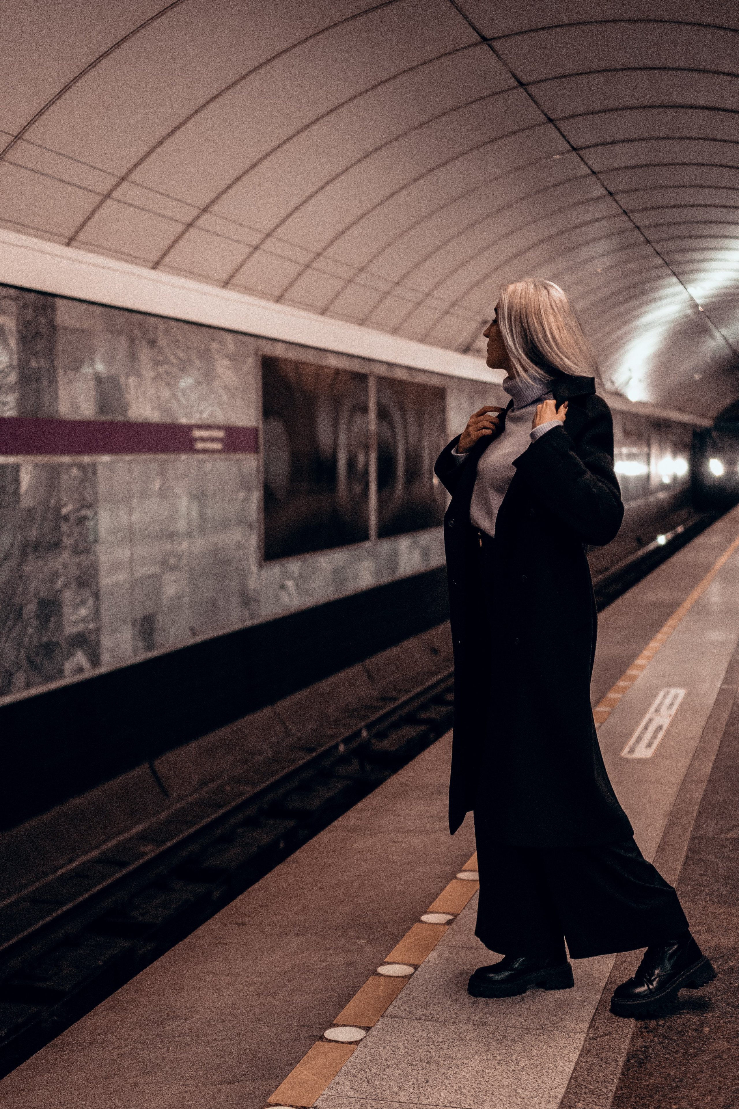 Анастасия в Метро. Профессиональный фотограф, Санкт-Петербург — Виктория Богомолова