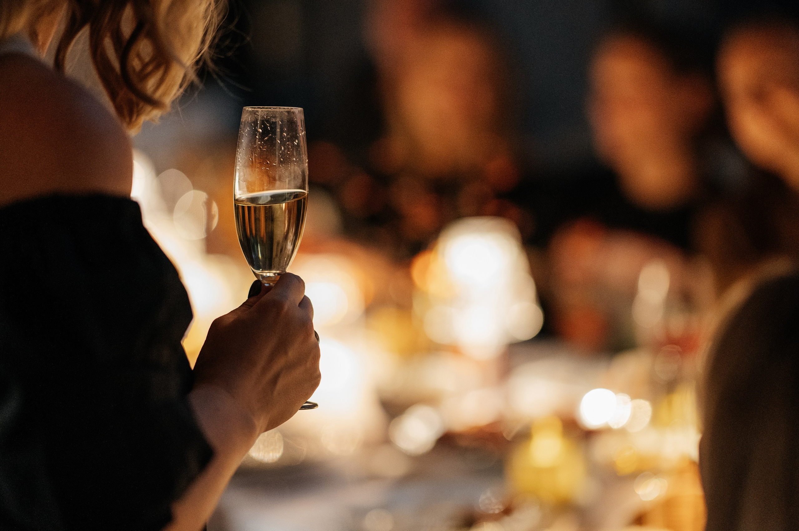 Невероятно атмосферный семейный ужин. Wedding photographer in Moscow and around the world Andrey Medvednikov