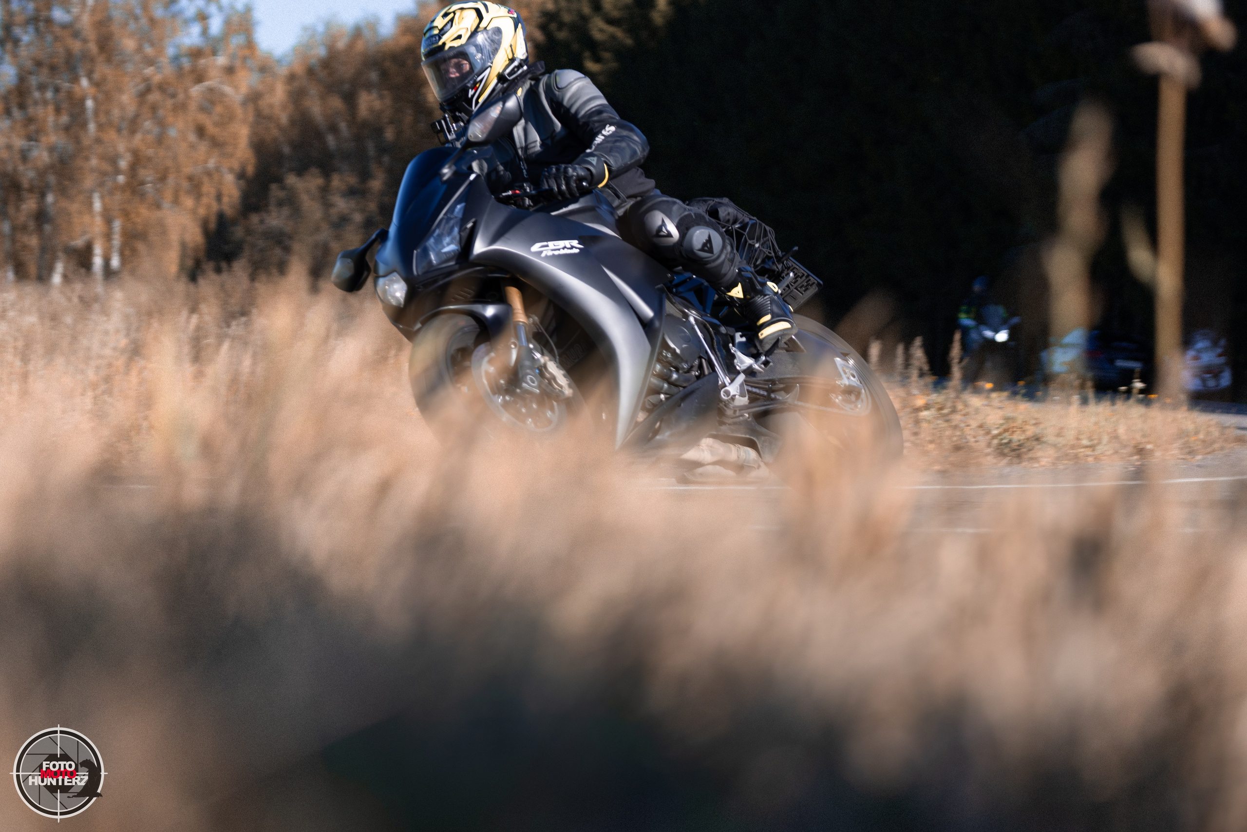 Мотоциклы на улицах города. Фотограф Ольга Гирусова «Пантерочка» Москва