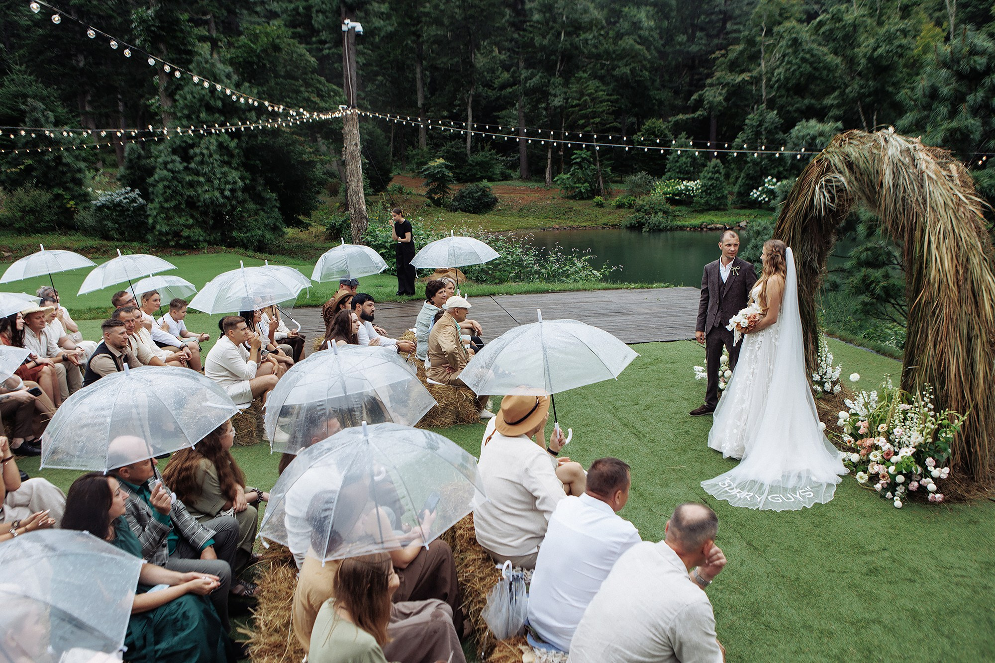 Костя и Даша 1.08.25. Свадебный фотограф Владивосток Алина Гевондова