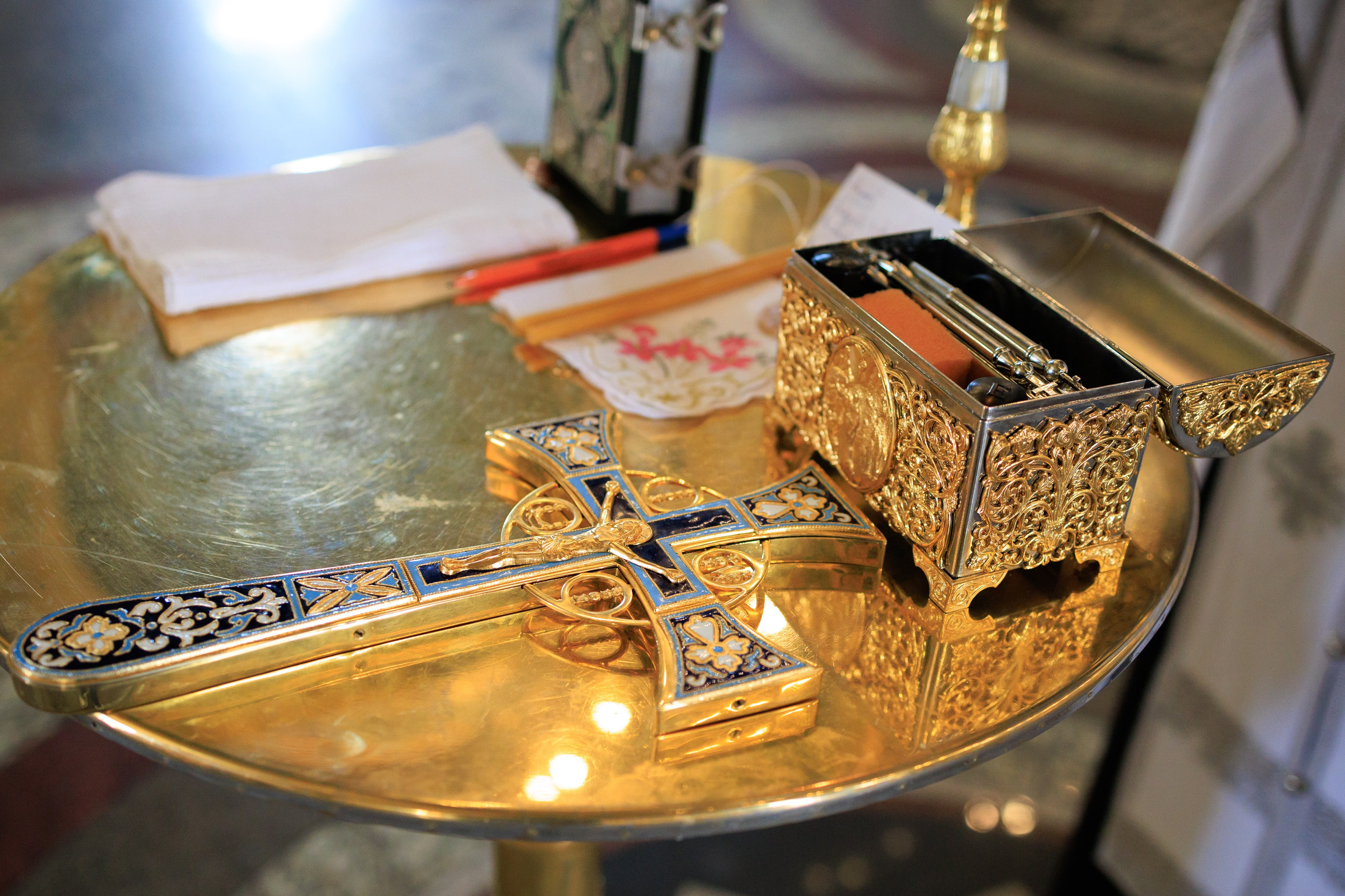 Фотосъёмка таинства крещения и крестин в городах Я фотограф снимающий венчания в городах Минеральные Воды, Пятигорск, Кисловодск, Ессентуки,. Репортажный и свадебный фотограф Пятигорск и КМВ