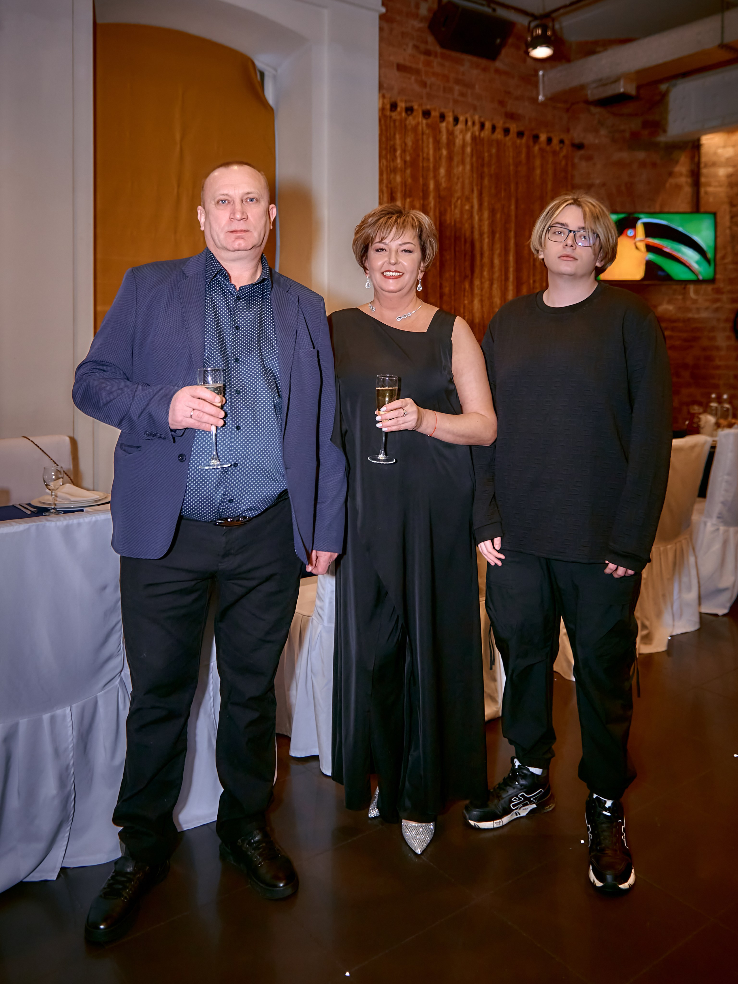 Юбилей в г. Пушкин, Певческая башня. Свадебный фотограф, видеограф, рилсмейкер в Санкт-Петербурге и Москве