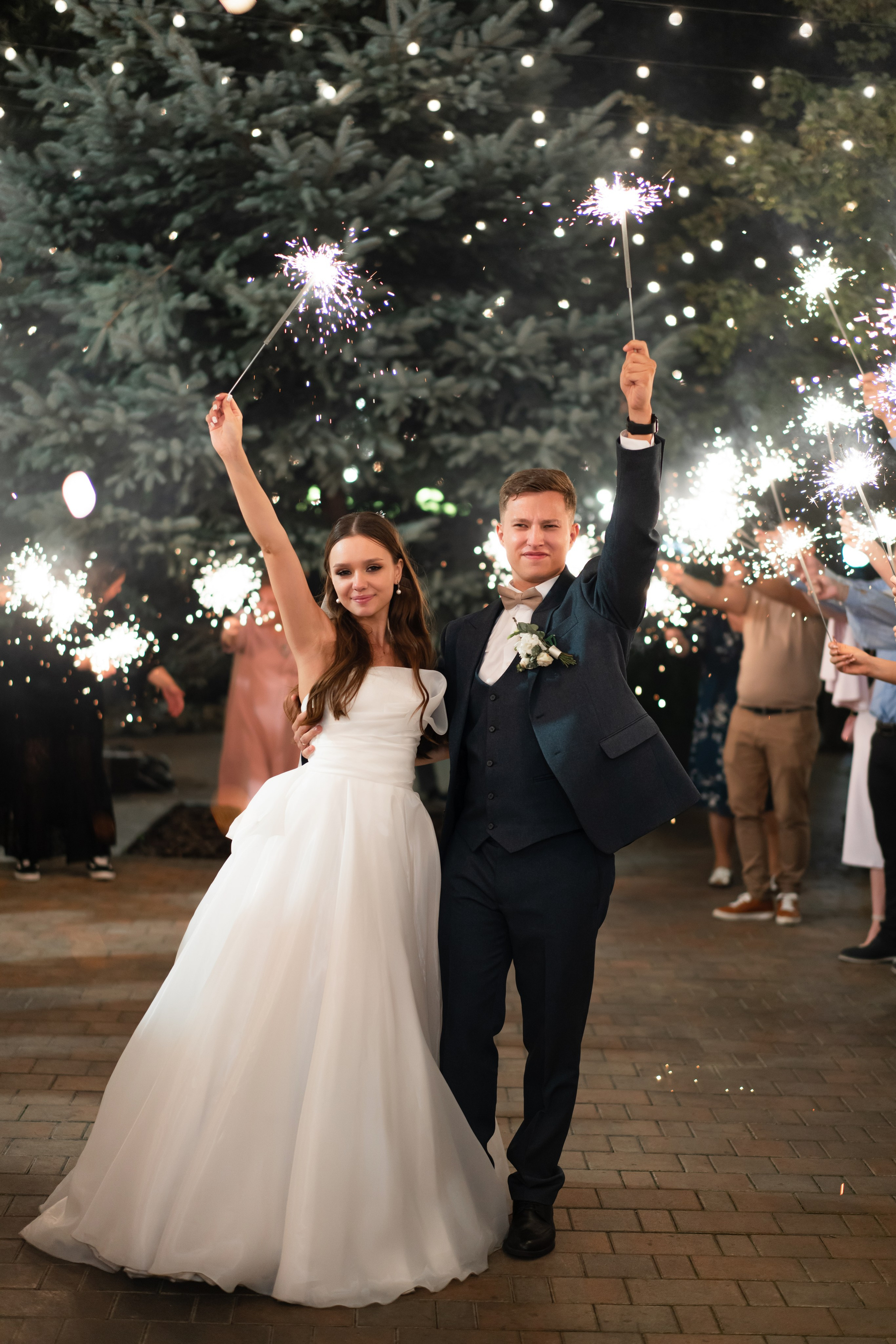 Свадебная фотосессия в Москве. Фотосъёмка в усадьбе Царицыно. Свадебный фотограф Вера Климова