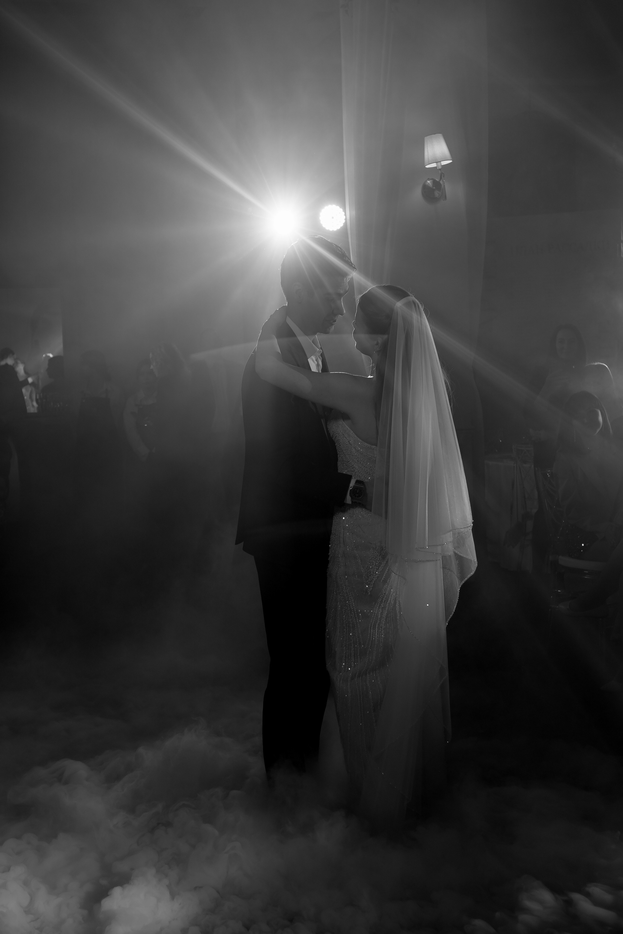 СВАДЕБНАЯ СЬЕМКА СБОРОВ В ОТЕЛЕ И ВЫЕЗД НА ЦЕРЕМОНИЮ (СНЯТО В СИБИРЕ В НИЖНЕВАРТОВСКЕ). Профессиональный фотограф, Санкт-Петербург — Виктория Богомолова