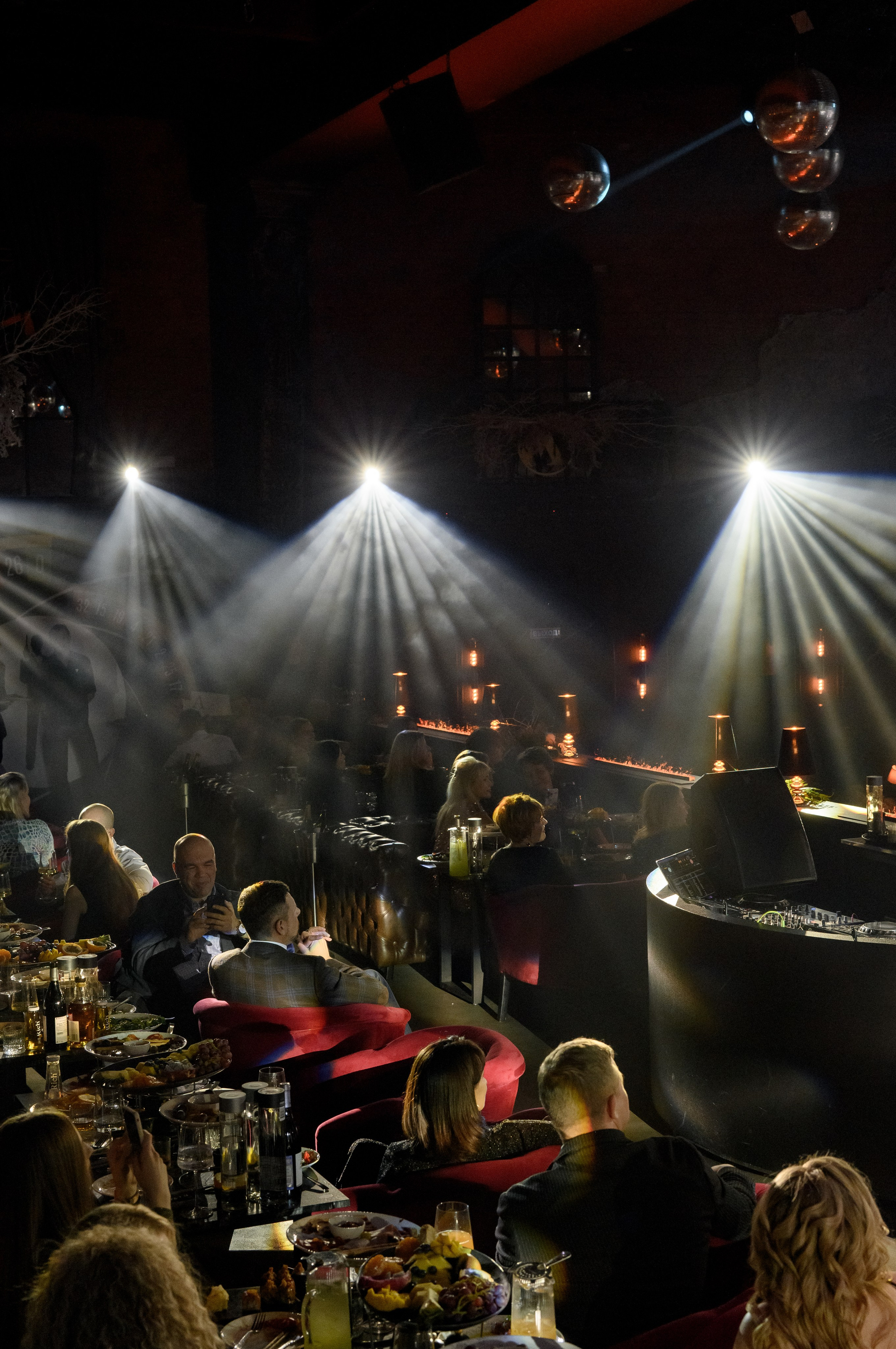 Корпоративные события. Алина Посторонка и Дима Мурашов