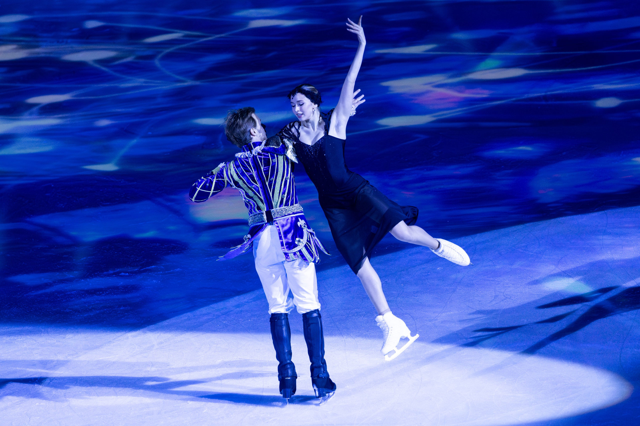 ЛЕБЕДИНОЕ ОЗЕРО