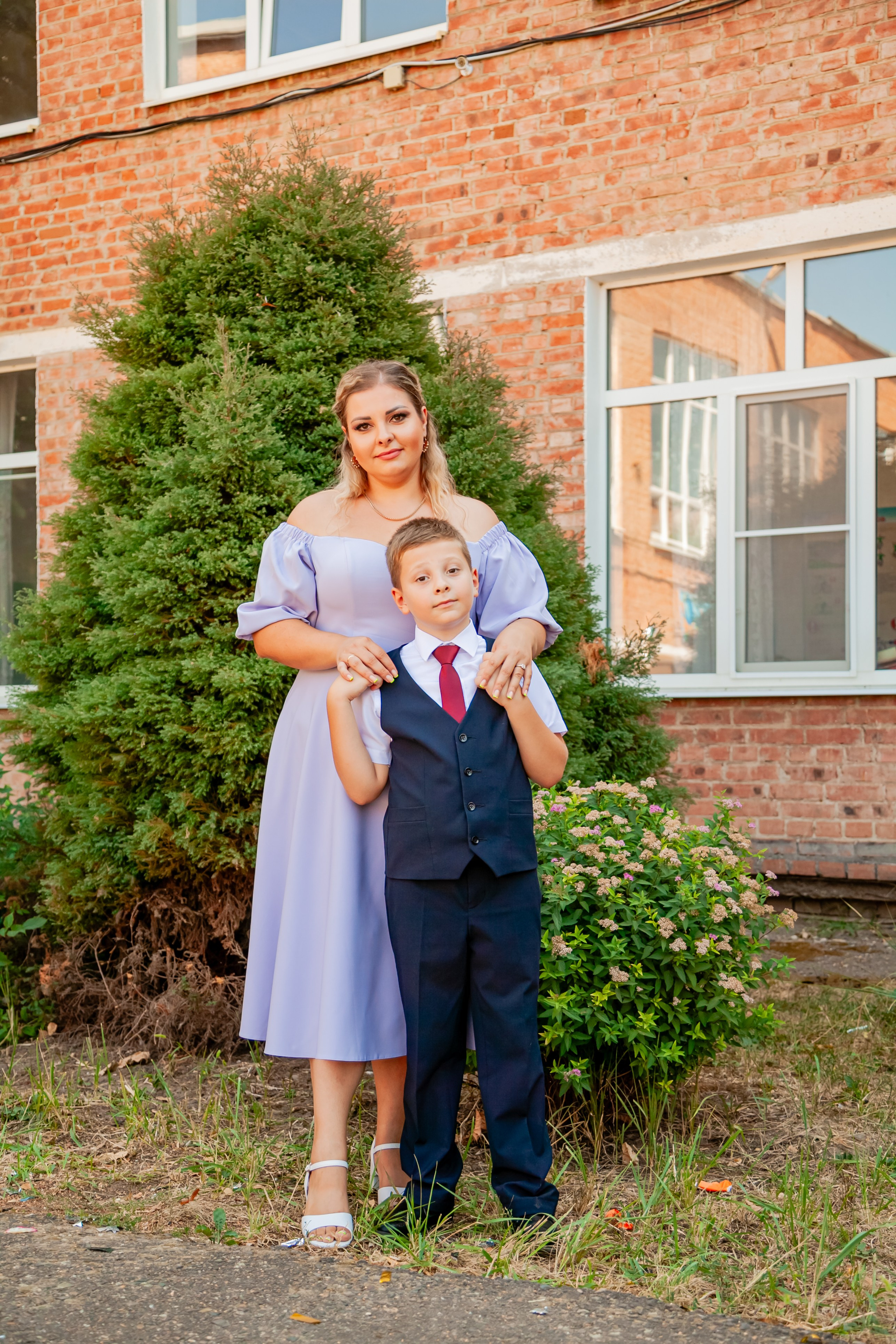 1 сентября линейка. Свадебный и семейный фотограф в Армавире