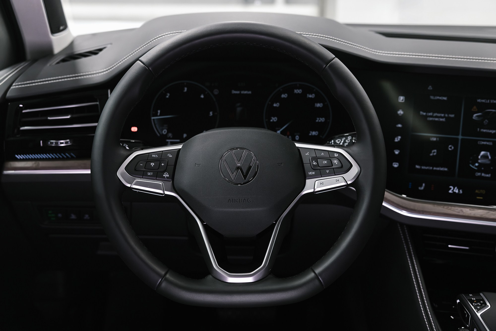 Volkswagen Touareg R-Line 3.0 TDI AT (286 л. с.) 2025. Автосалон «Х-Авто»