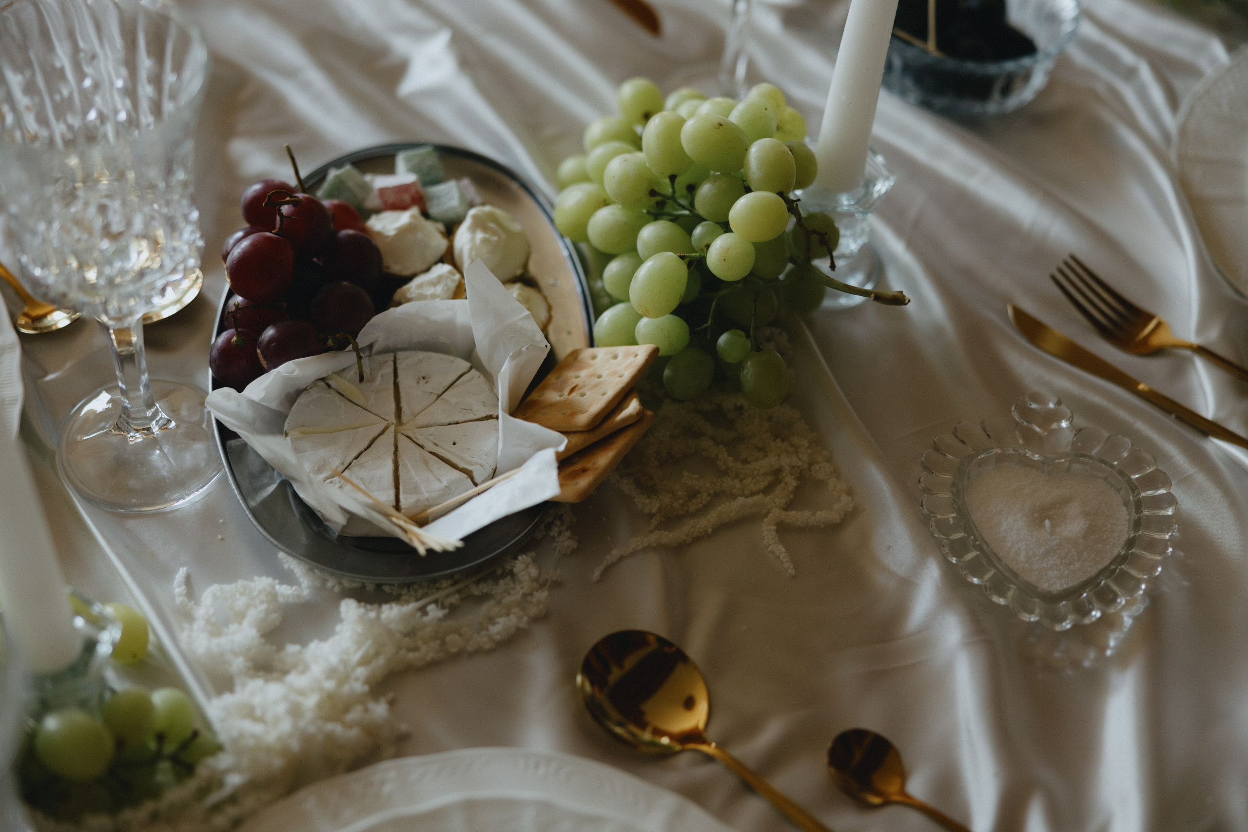 При свечах / 2025. Фотограф СПб