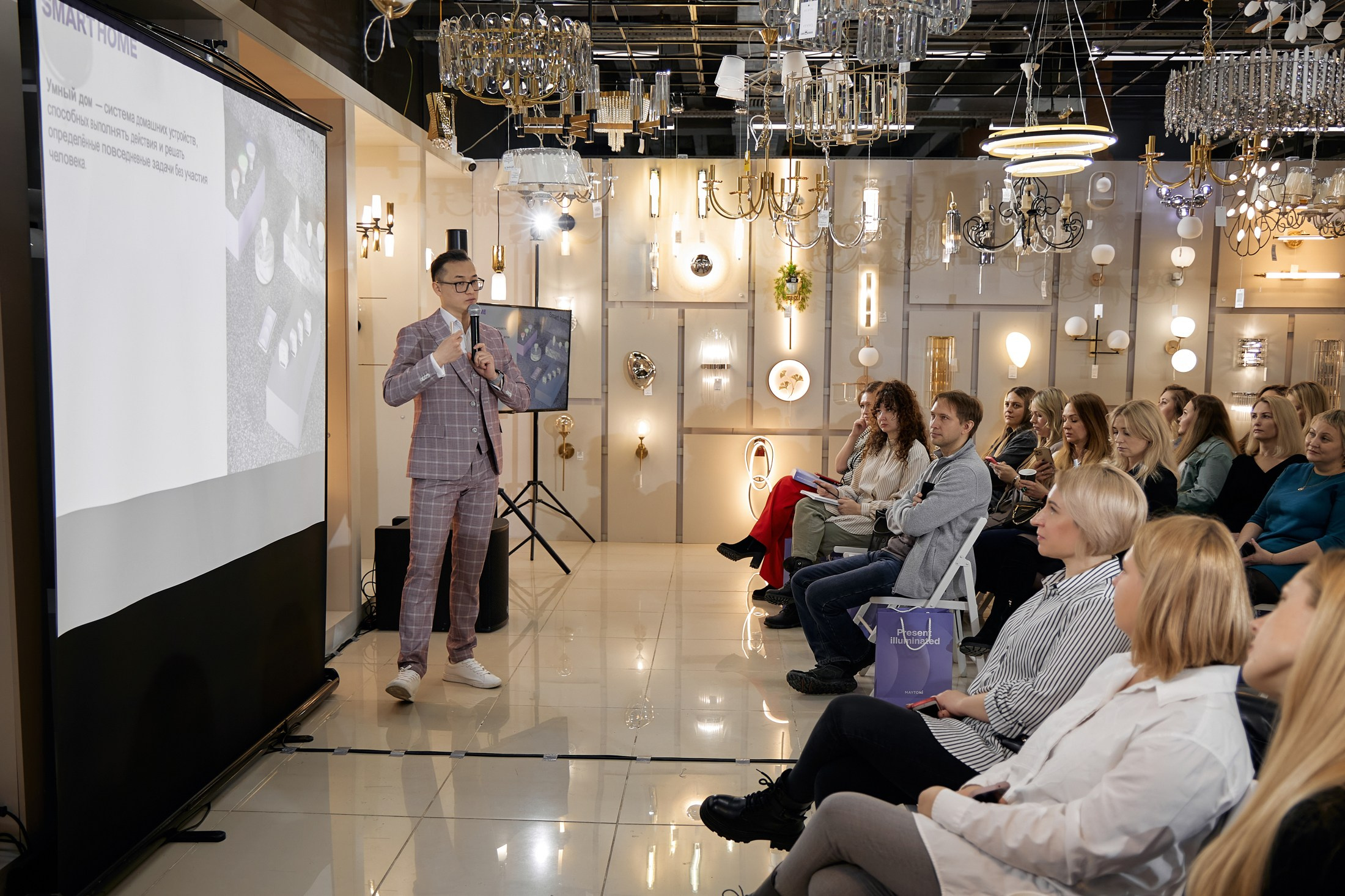 Конференция Светолок. Свадебный репортажный и фуд фотограф в Барнауле Гайфулин Виталий