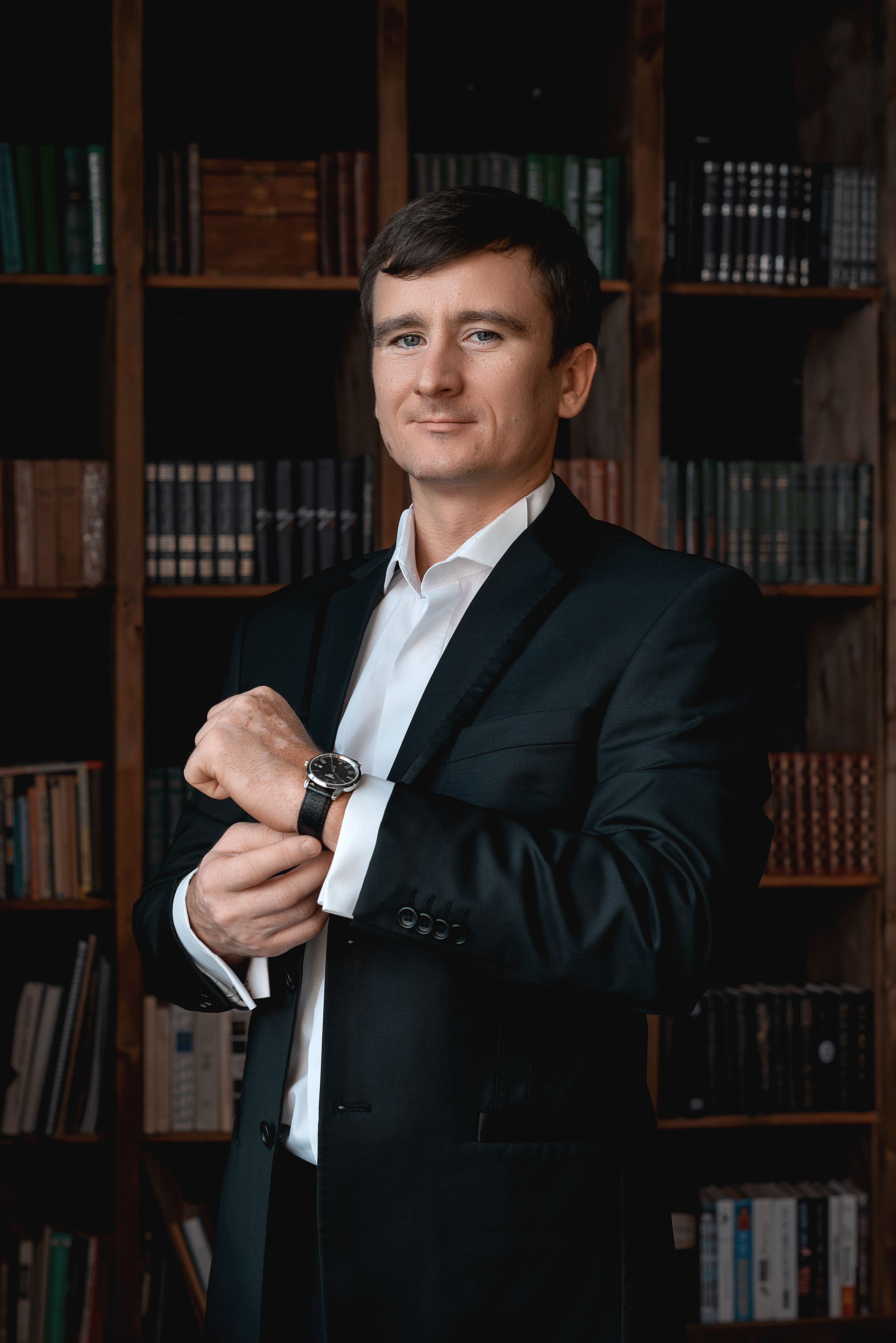 Мужской портрет. Предметный фотограф в Краснодаре Вера Капитанова. Предметная съёмка