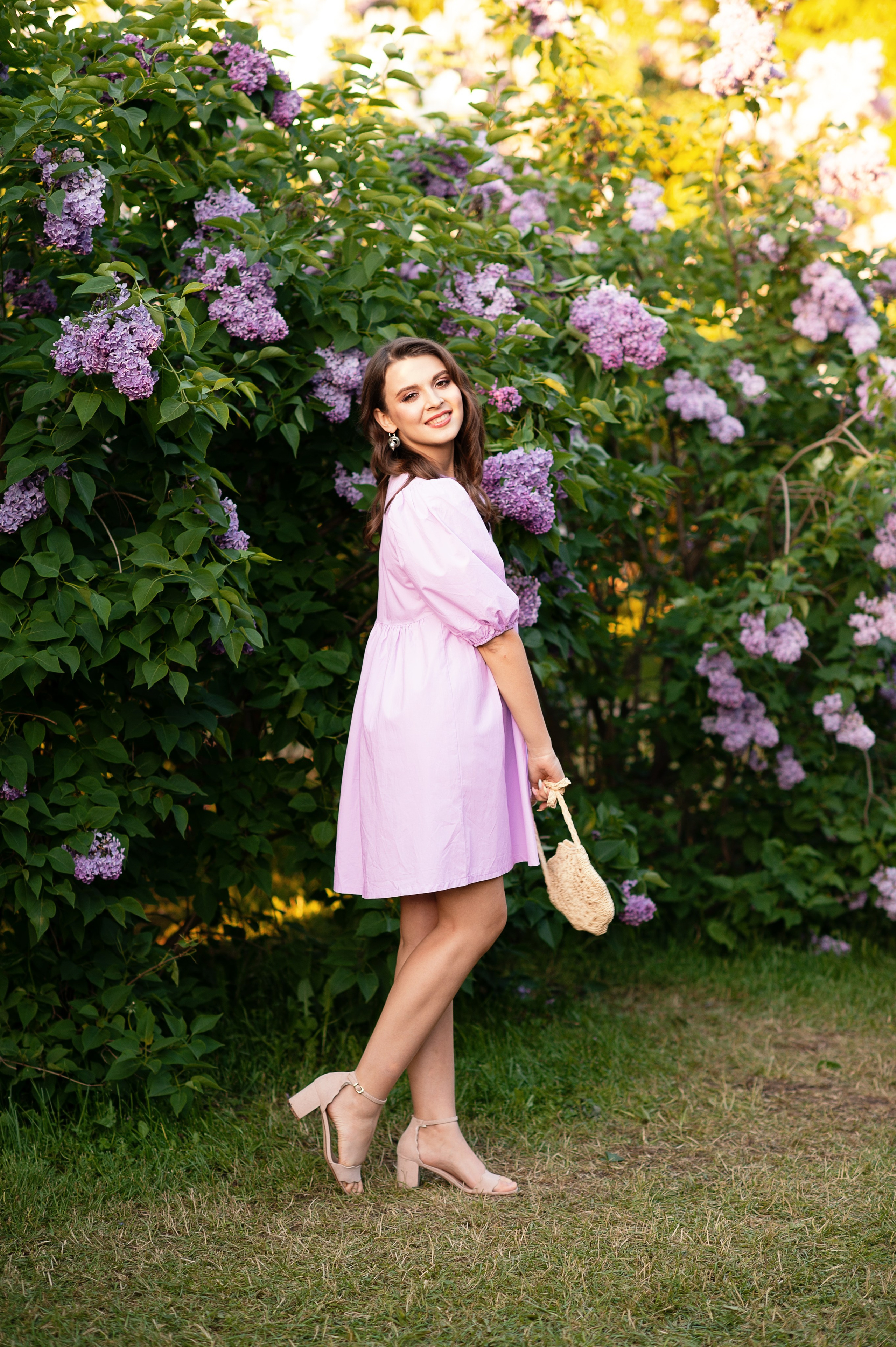 Фотосессия в сирени. Фотосессии в Москве, женский и семейный фотограф Юлия Михайленко