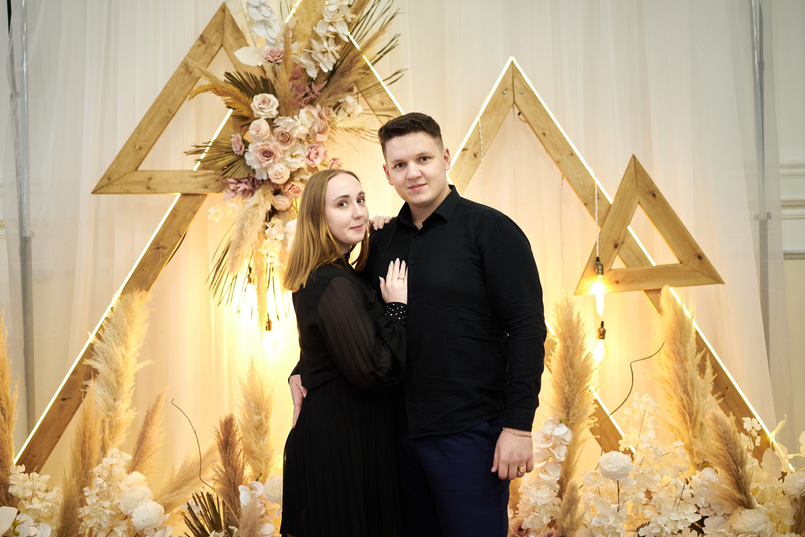 Фотограф Старый Оскол, свадебный фотограф на мероприятие. Профессиональный фотограф Старый Оскол, Губкин — свадьба, венчание, крещение, юбилей и день рождения