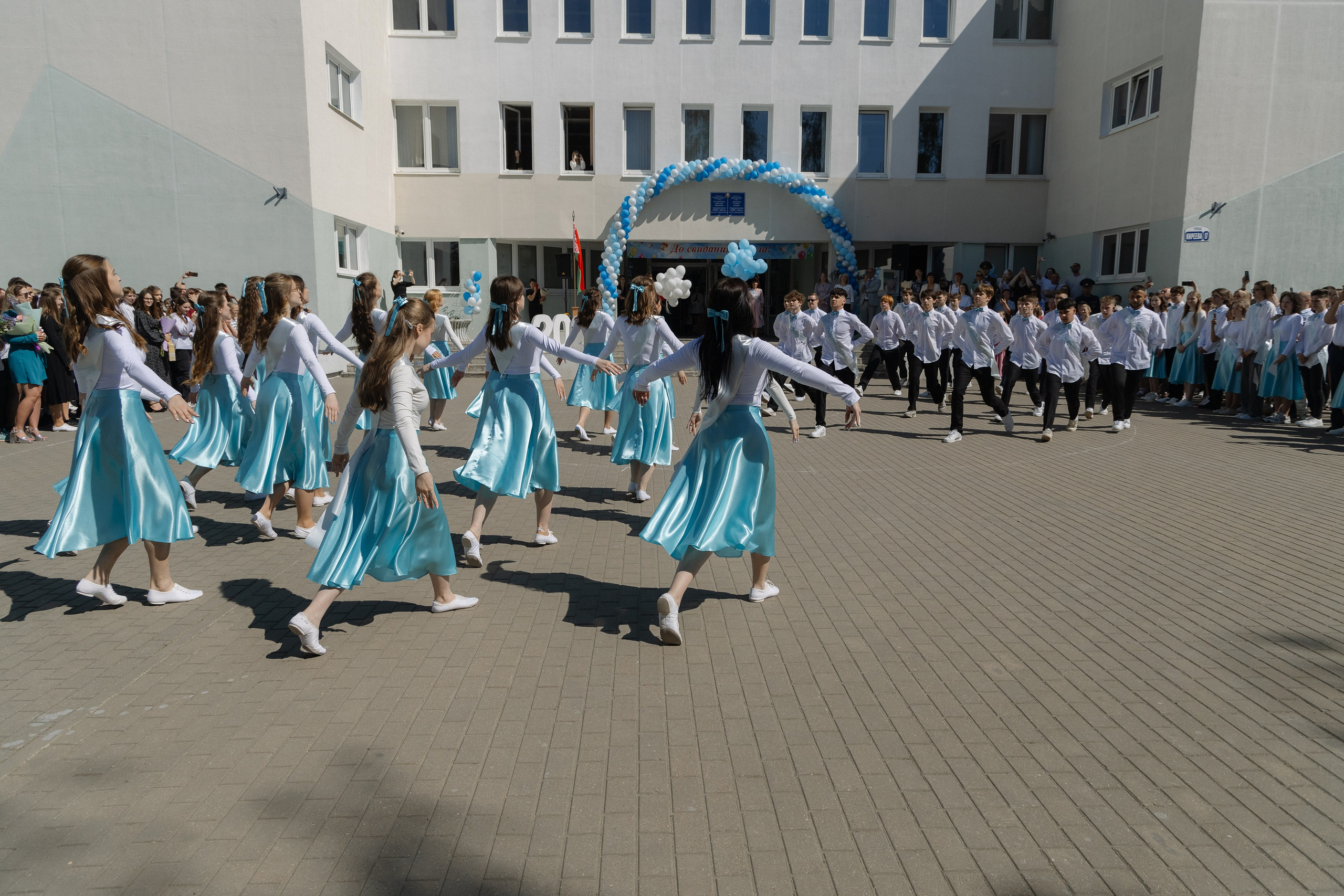 Последний звонок 2024. Свадебный фотограф в Минске/Беларуси Сергей Спиридонов